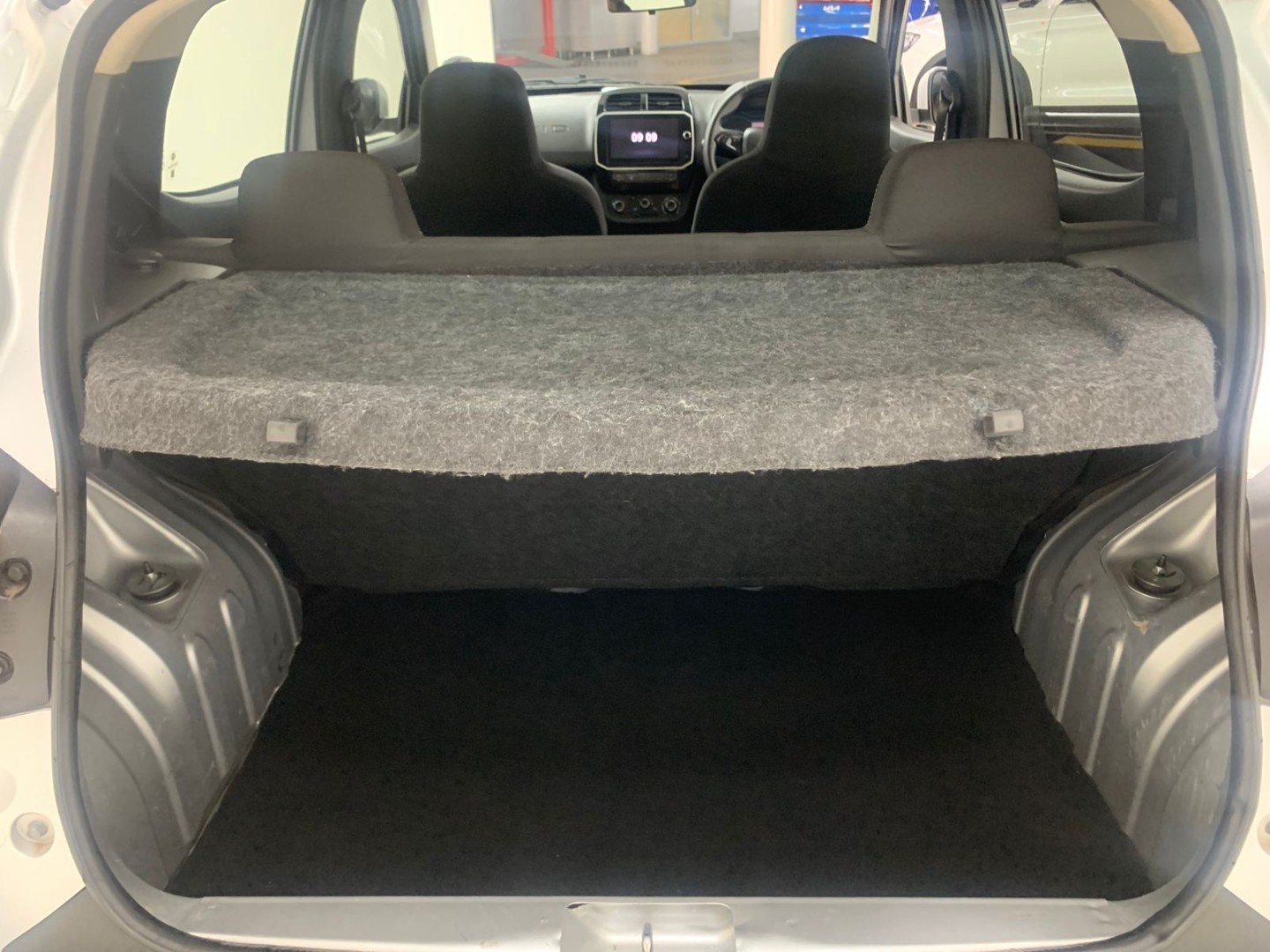 dcac50f5-e05c-43e6-a7d1-d2b8bb747416