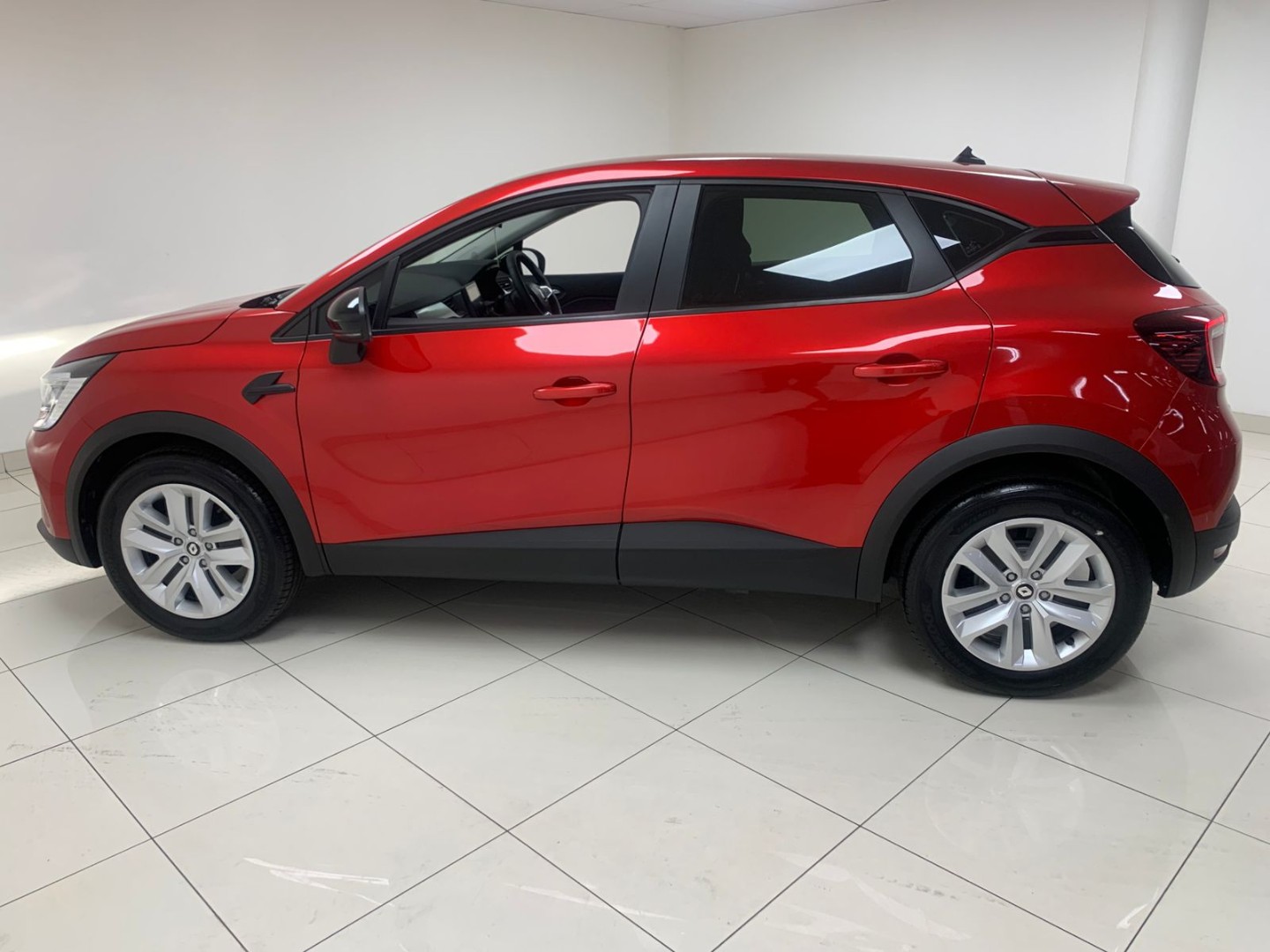 300aba6b-c304-430f-ad46-c4348c078a6f