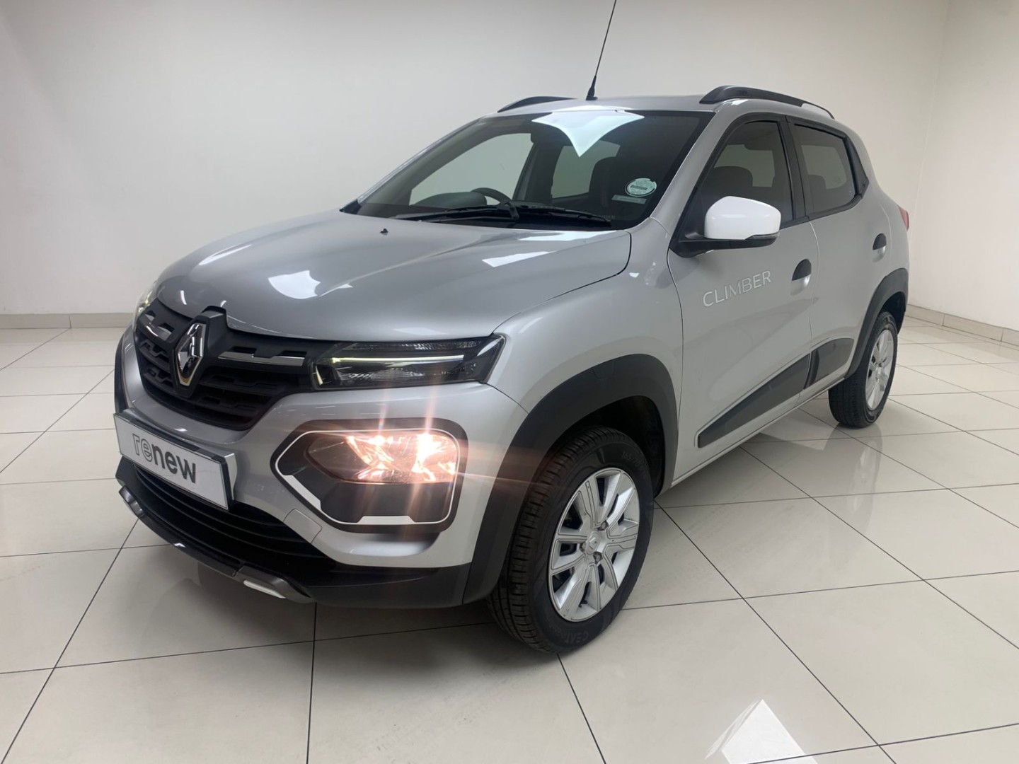 7698eb69-4020-44e1-a8c3-3ff8749b0610