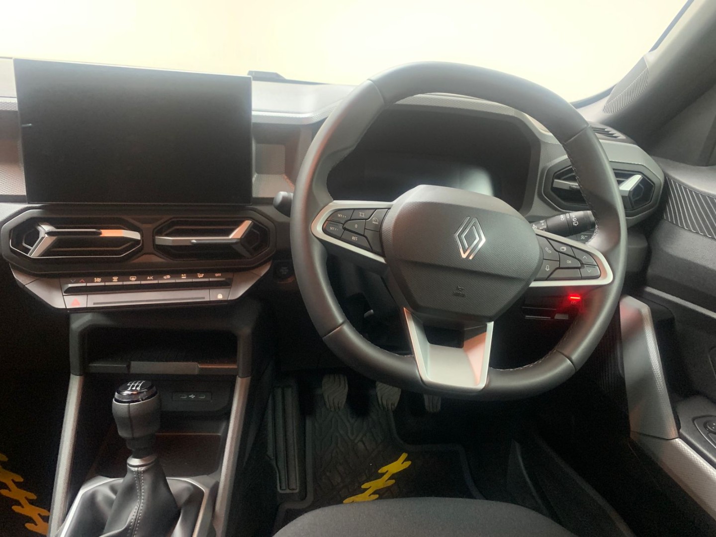 aae4f1fc-04af-438a-8fdd-100d4a2787fe