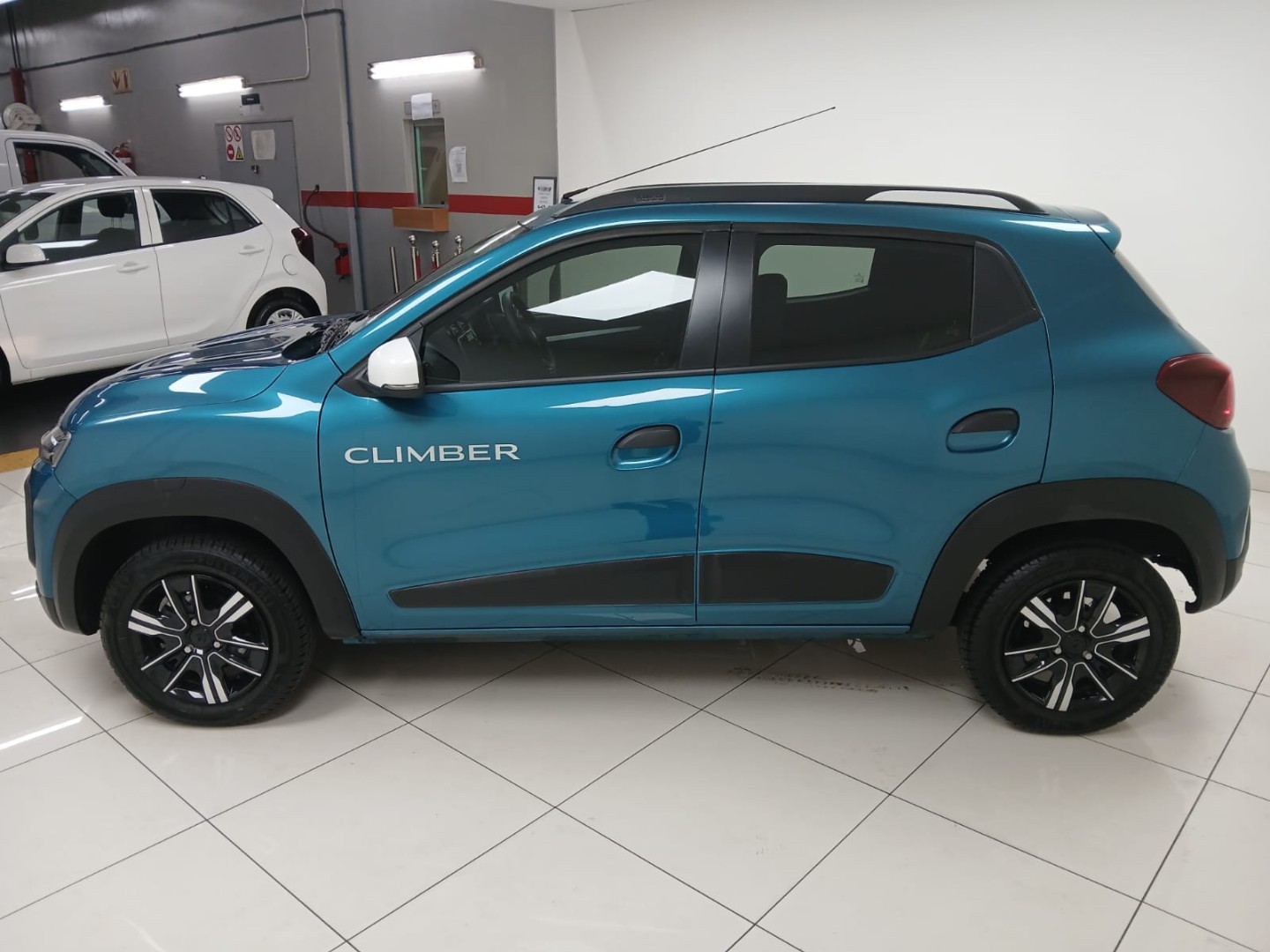 c32f66ce-d0bd-4cfc-b9d0-12a2de6222ed