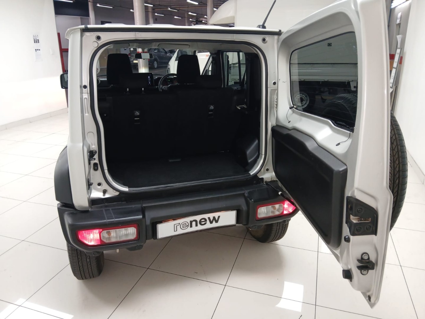 c404e770-b6f0-4cfa-b8bd-16117f18e839