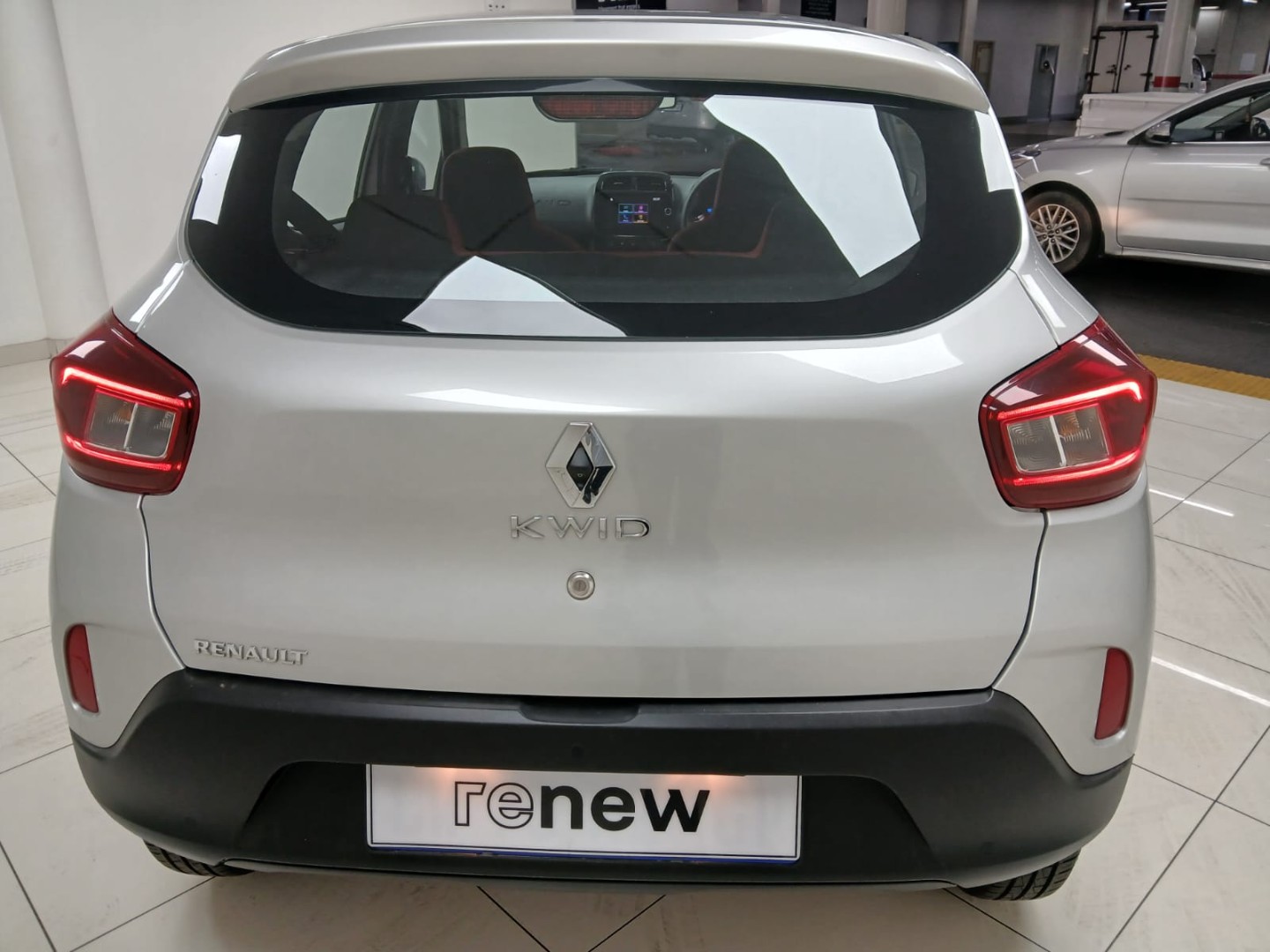 c7aee72b-977e-4314-84c2-9733b3e761b5