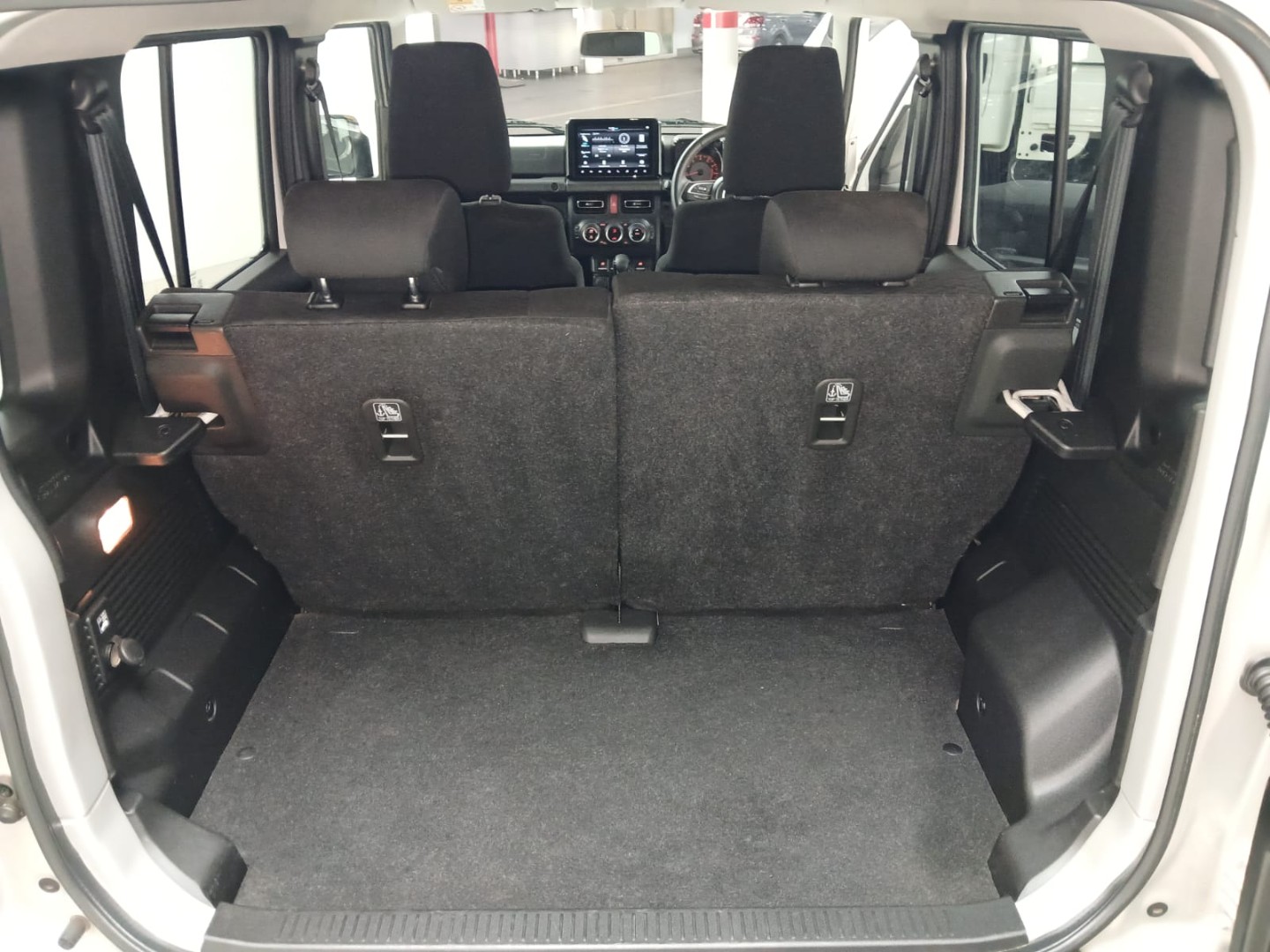 dfc7bd29-4ed9-4d7f-b964-a14a961e2aa0