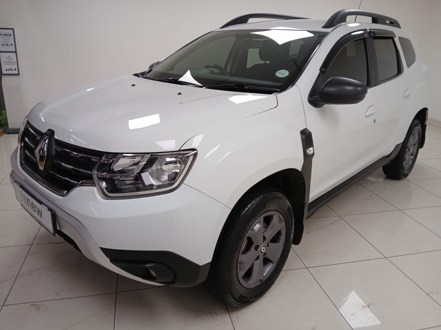 e4f6bc37-5c2a-4a2f-935c-80ff868ef30e