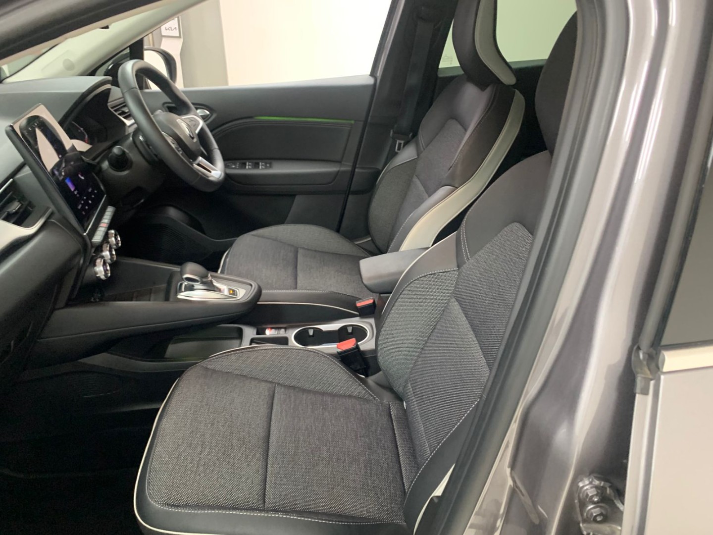 e521629f-f804-4edf-bb10-1a4e9e3f4d49