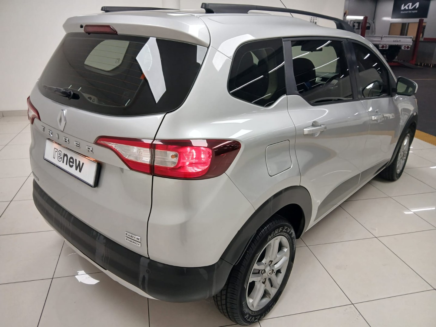 e6b6b1fa-1fa1-4eae-a6c9-8f1bd720ff62