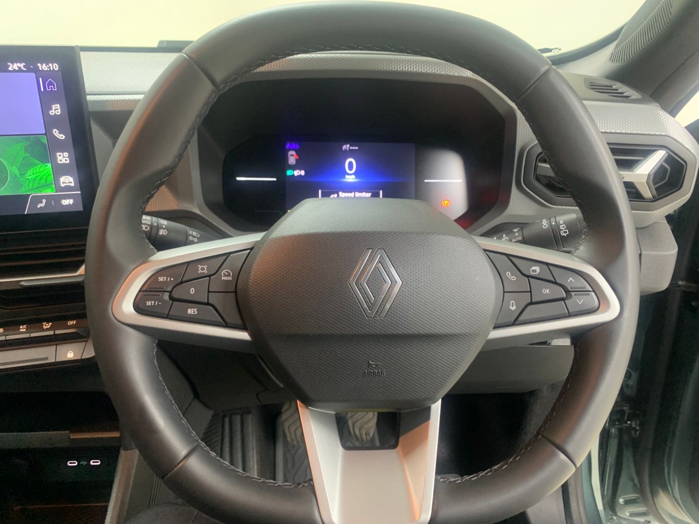 e8cdf51e-b7da-4489-a1fd-4c12d17639ad