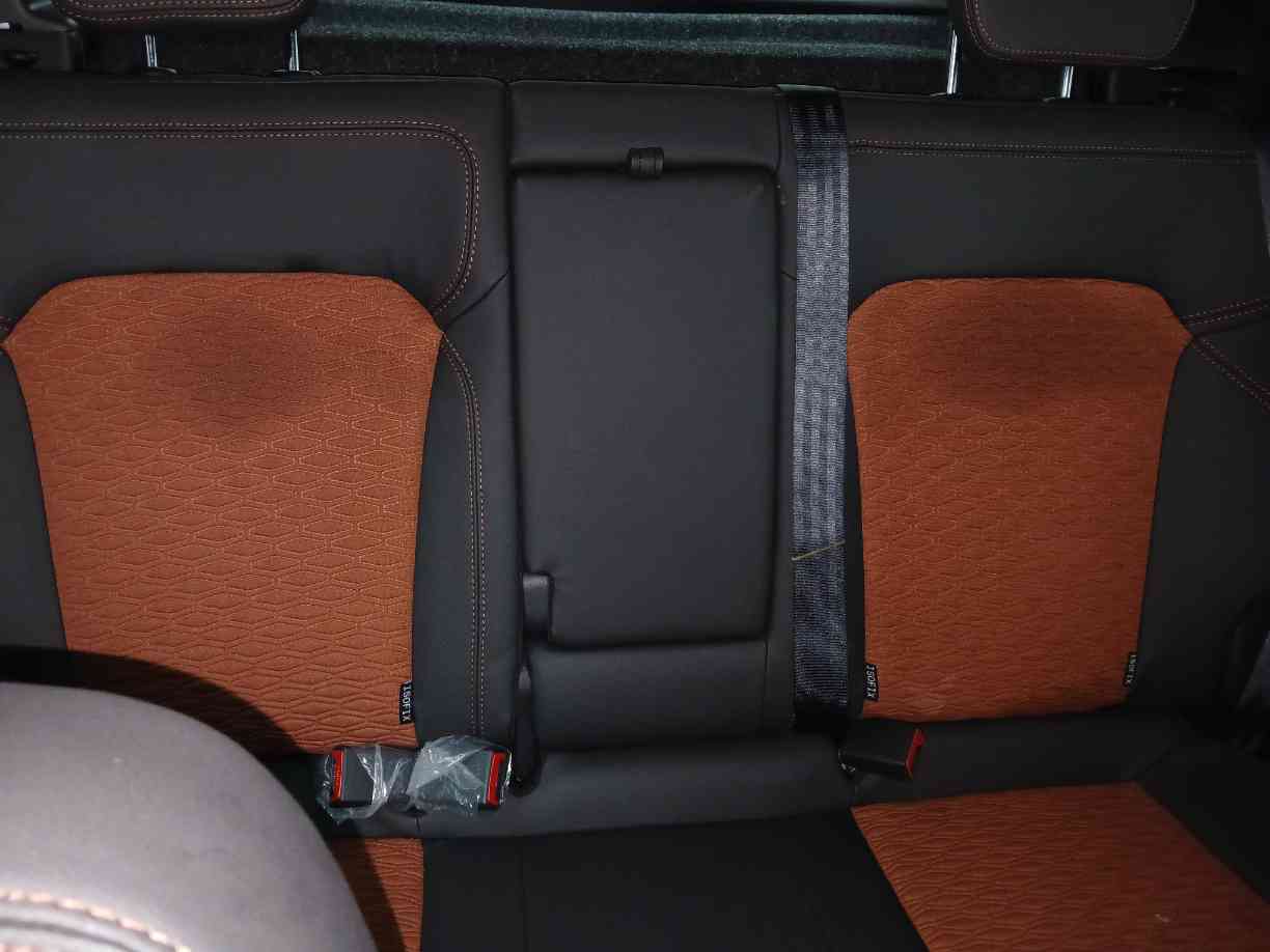 ed1ecc7b-f112-4511-a5a6-b452916deae0