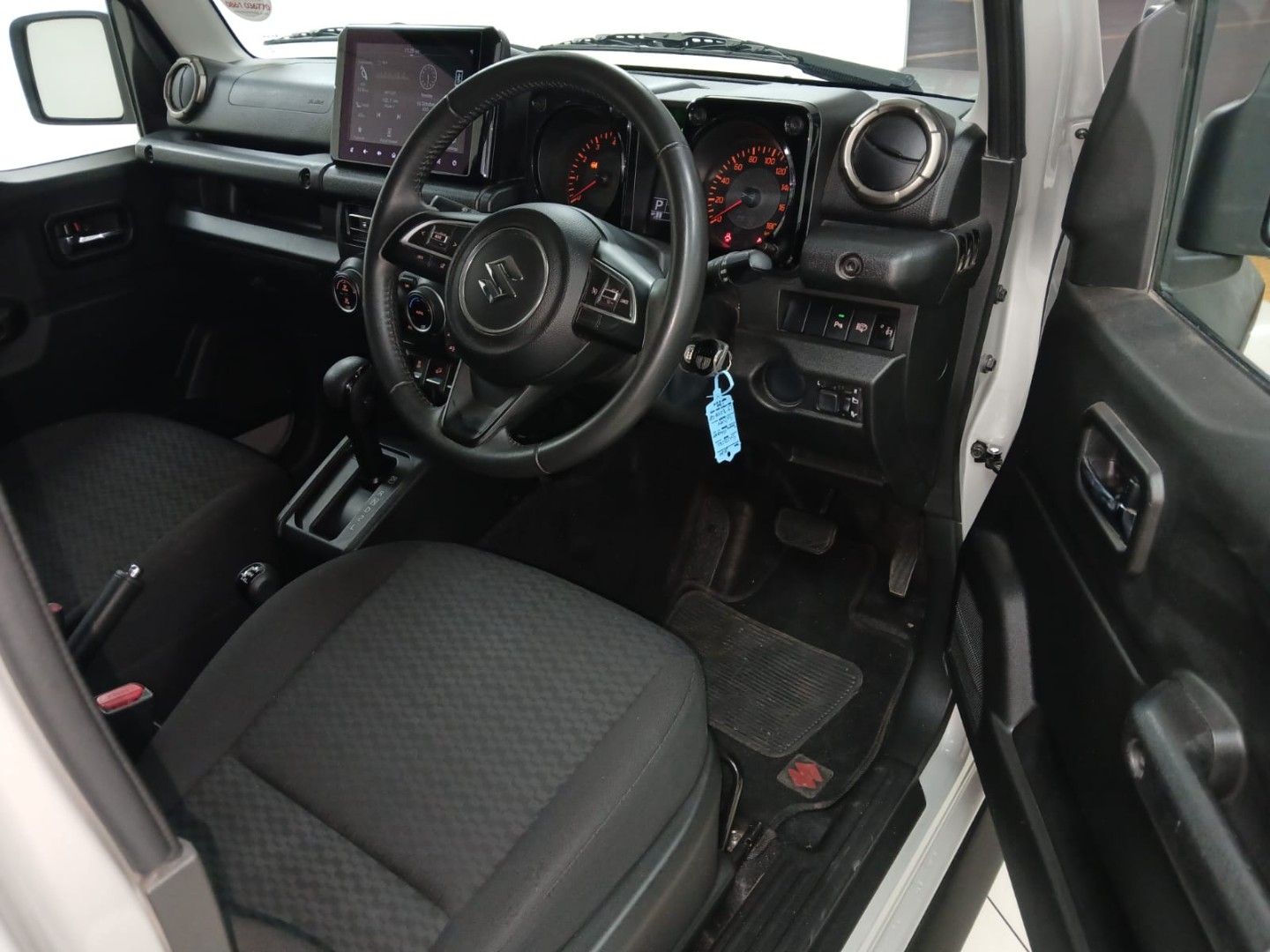 fbcbf387-409e-4eec-bbd2-a743a9511250