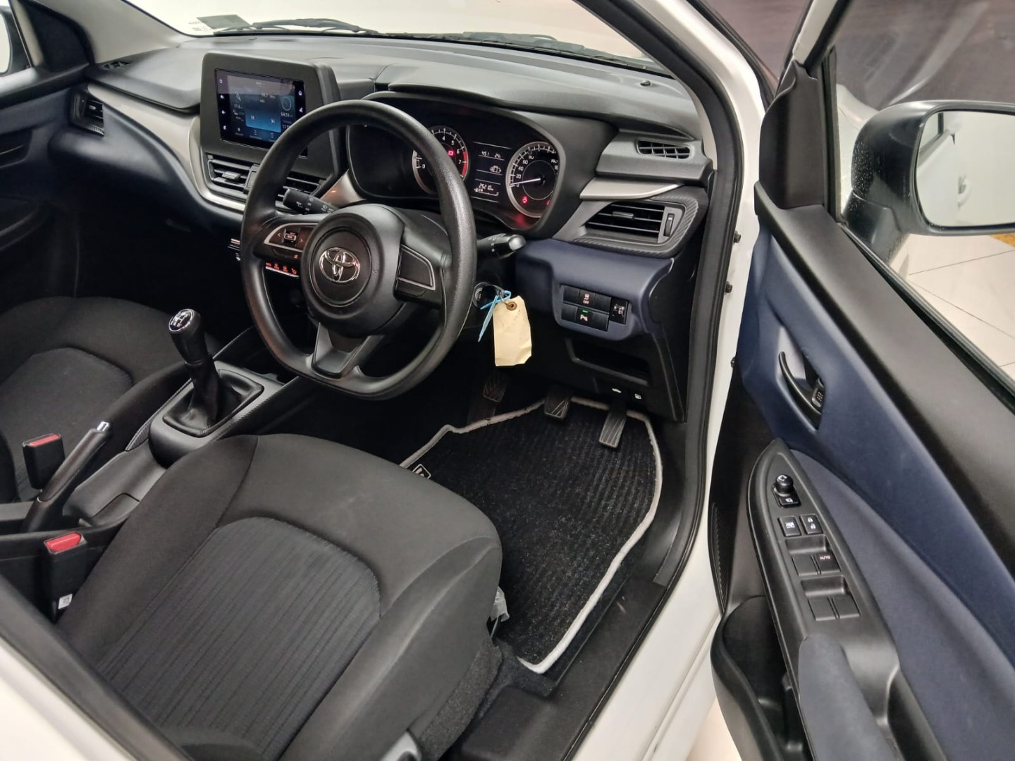 0c3a1f3f-0df1-42b1-9539-e9ce27ce6d9a