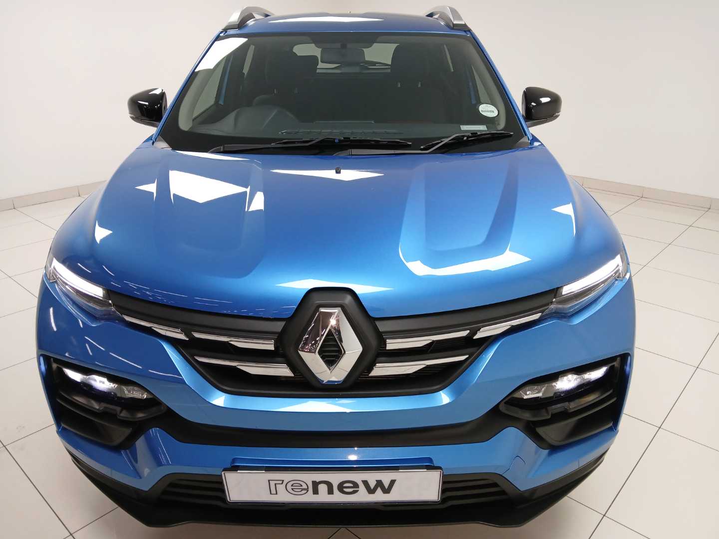 0efbbc6d-e0cd-445f-a985-0ea8d7ae8d85