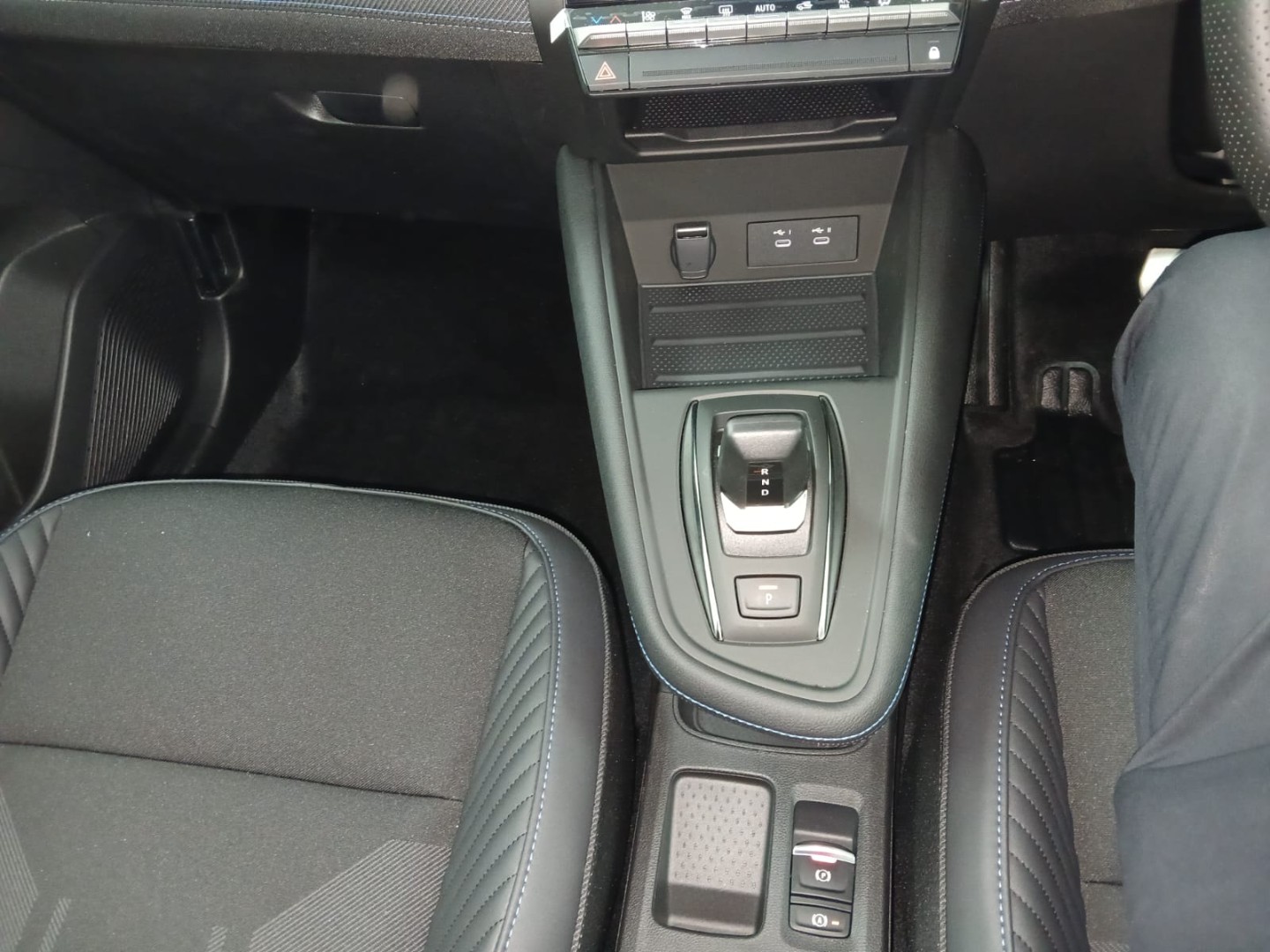 1ad80632-40fa-4808-95bf-d7d309ac3ca3