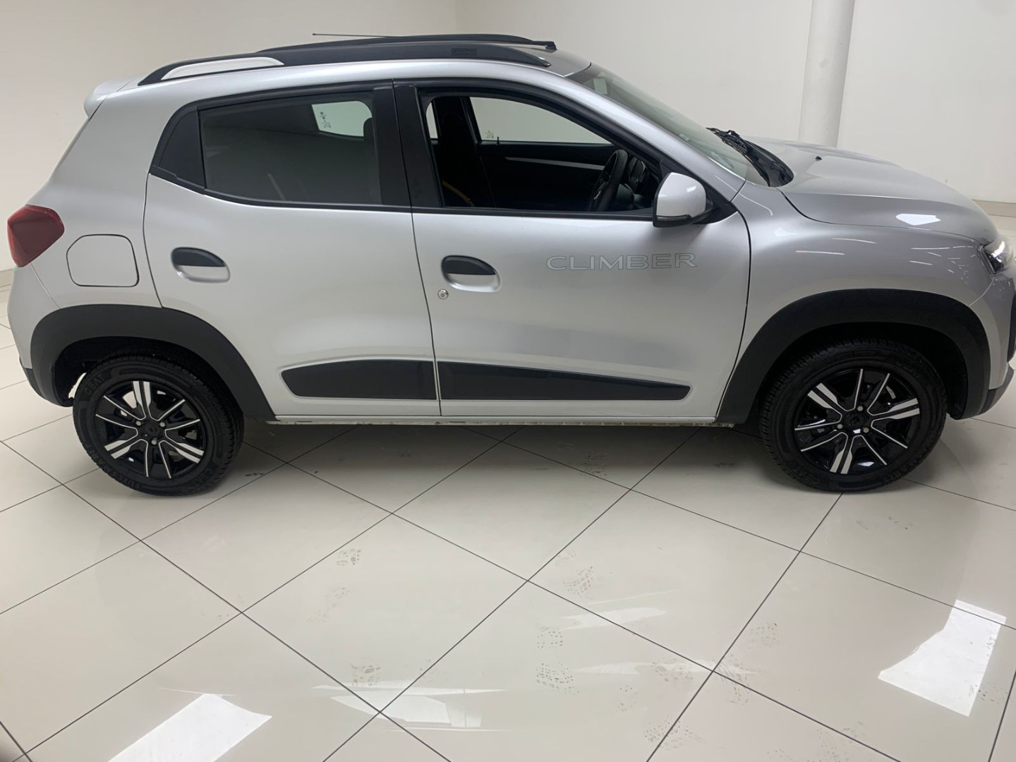 320c910e-671d-435b-b659-9a0dae548d1f