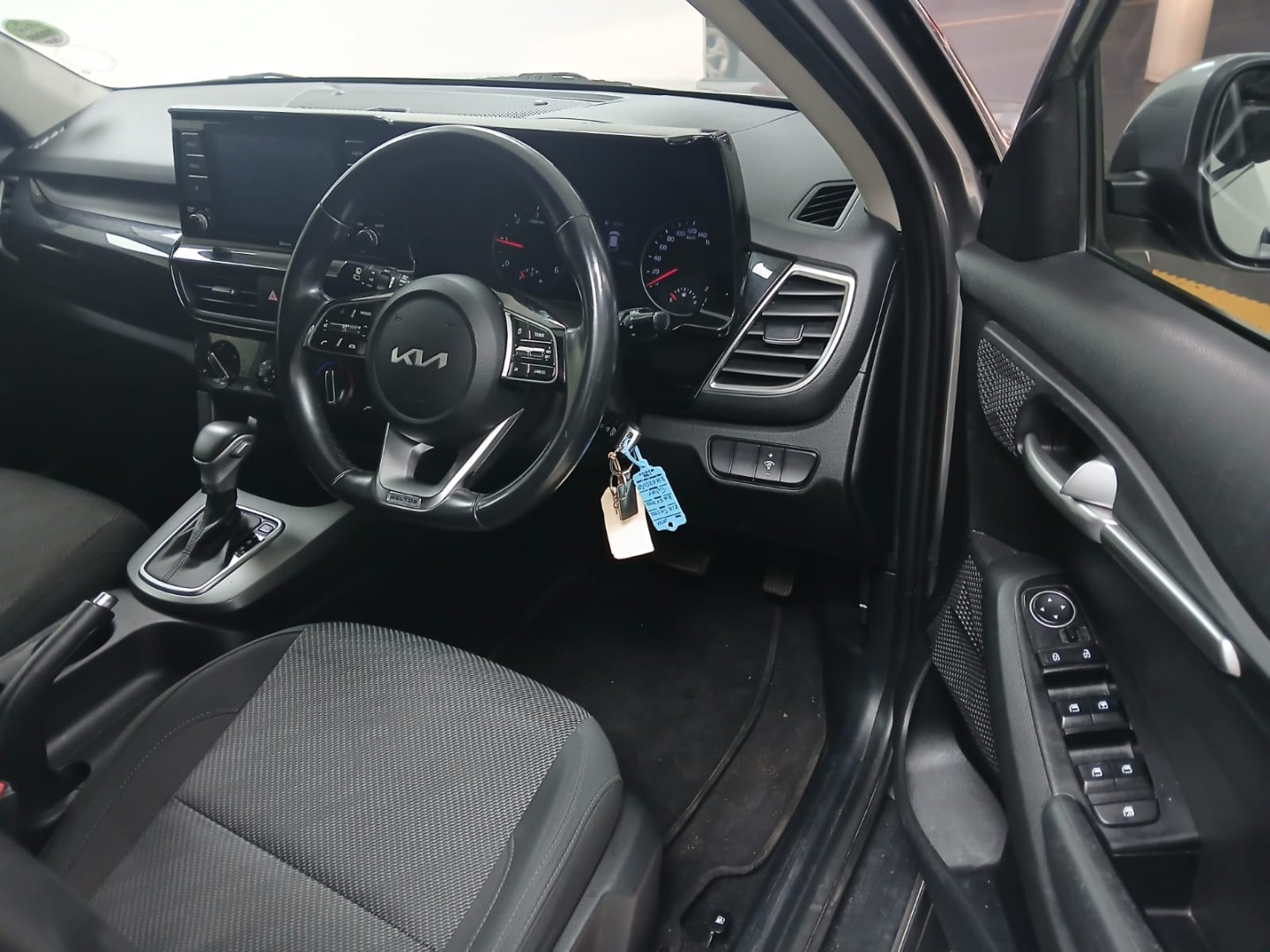 77f05be7-a70e-4ca6-bd78-3dc0cffb7938