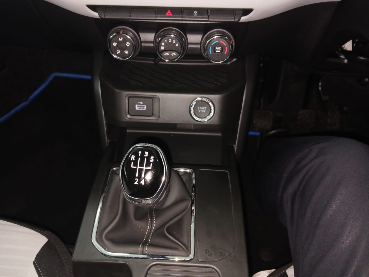 8e76b3c5-a7ae-4205-9d63-89cbab067a17