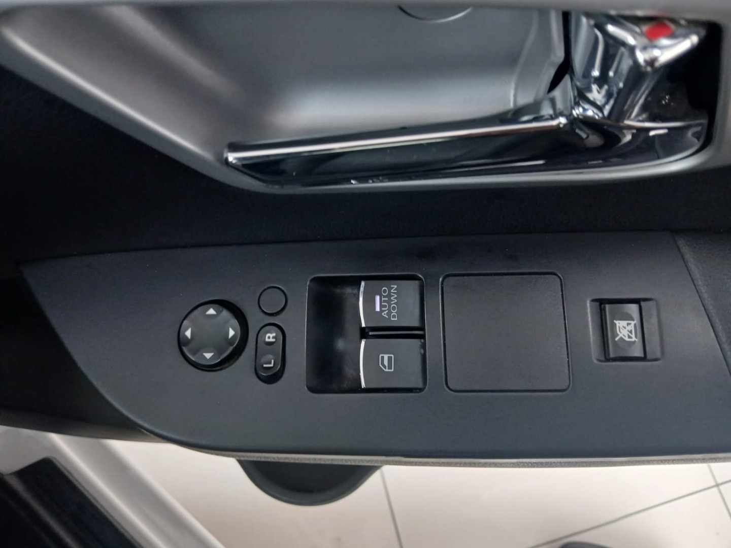 ae0404ed-4c76-42ca-9d81-ad73a772a1c2