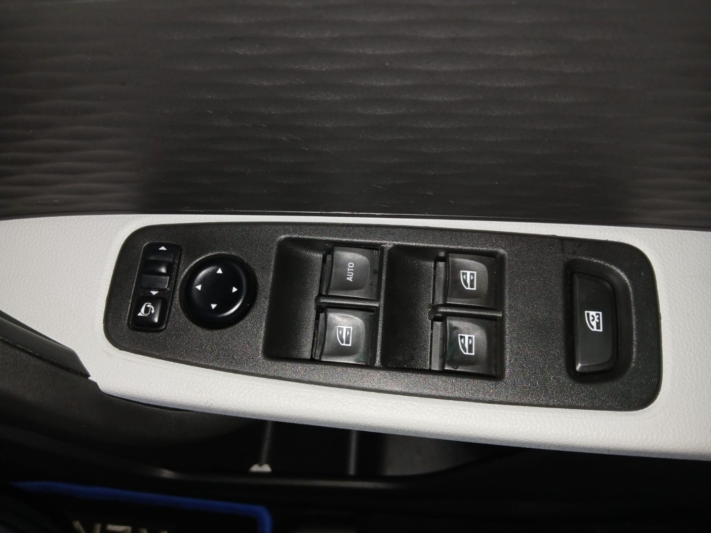 d7452f04-f660-4256-b6b1-1b77b99f4ff9