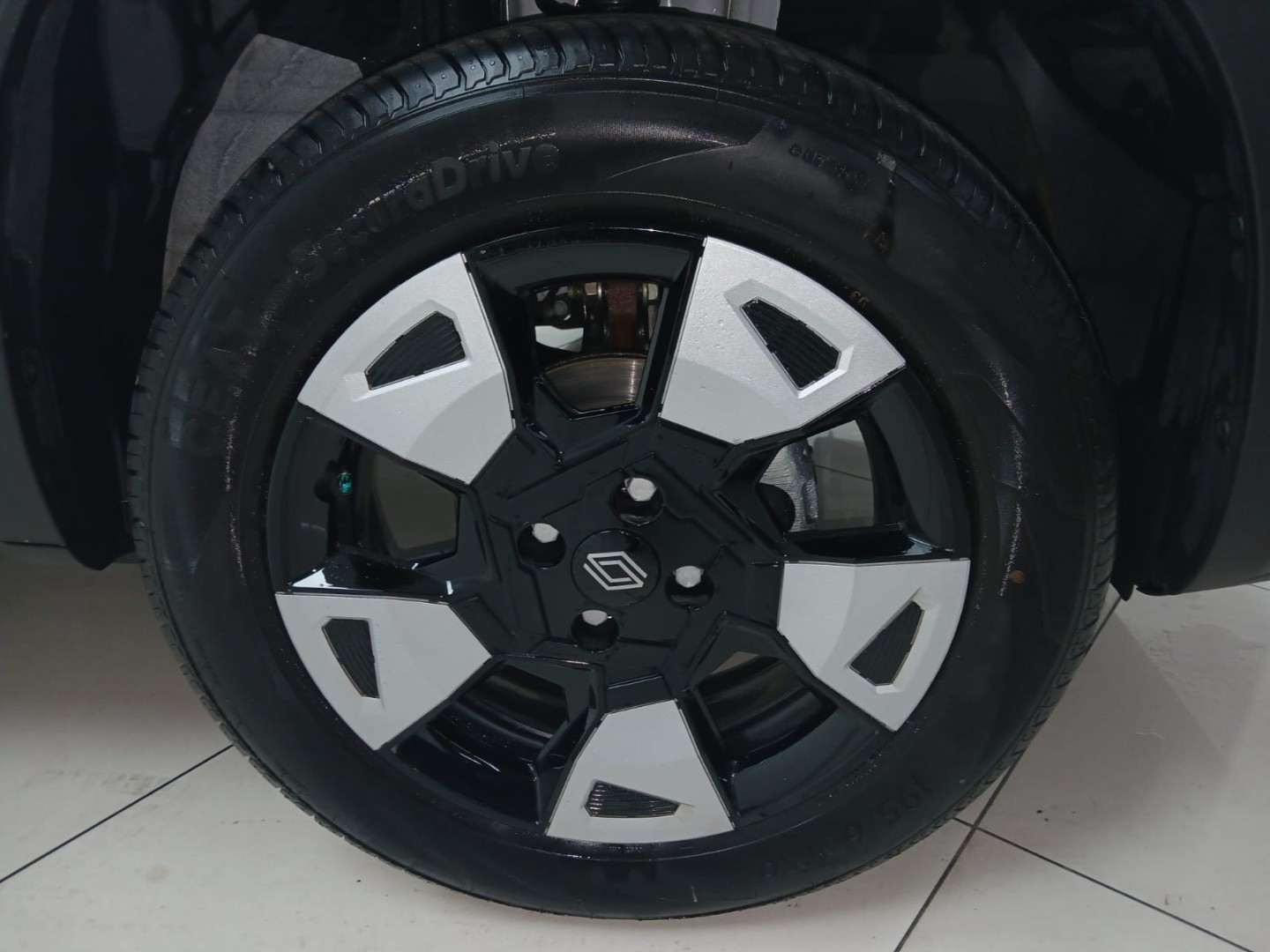 de6bab7b-98cc-43a9-9a8f-277444352287