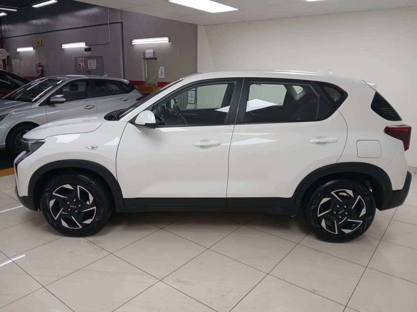 fa103021-4407-44c0-83a4-1d3e69413d6c