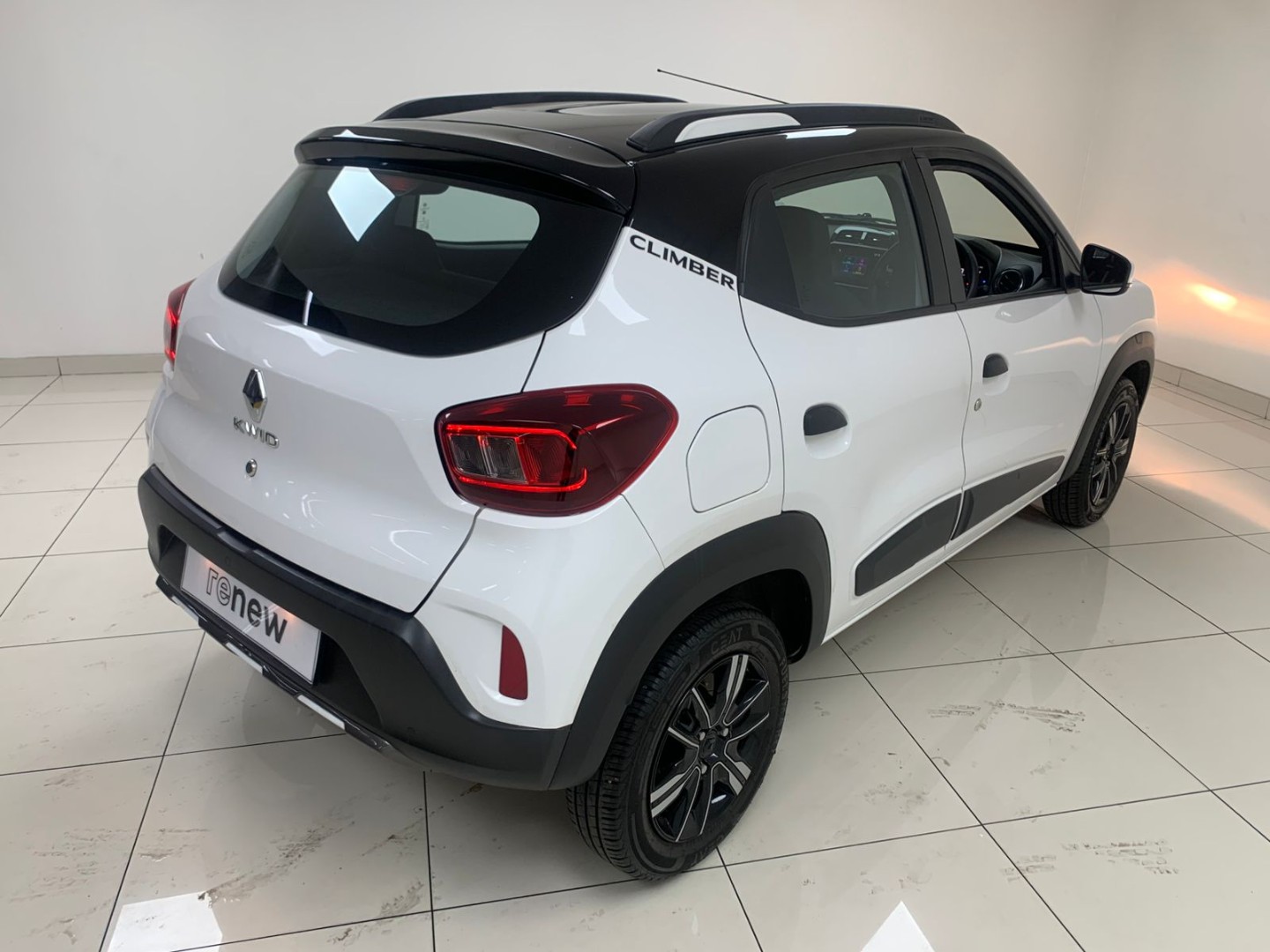 14537ef1-58d0-4220-ab61-e470c00e438d