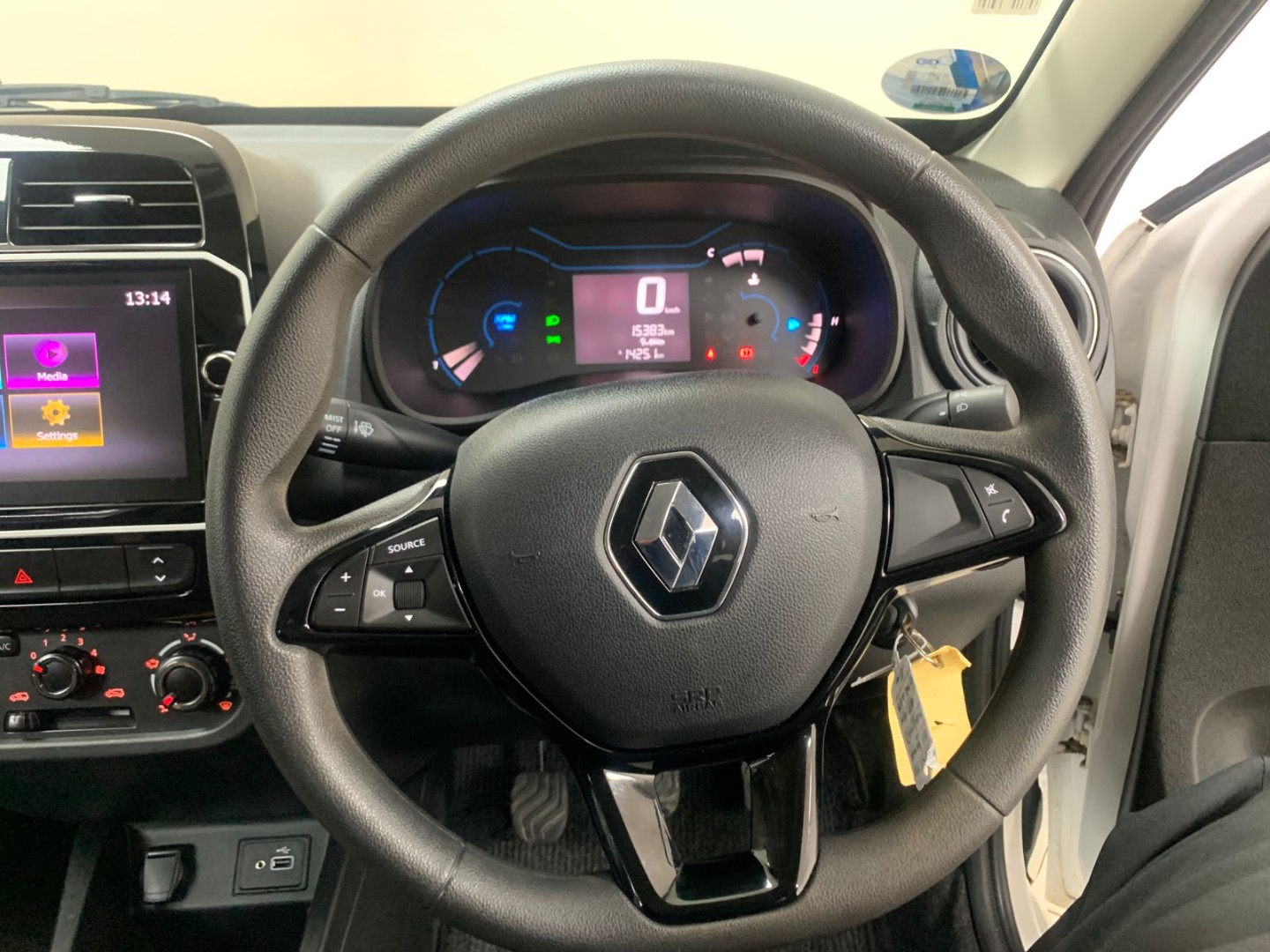 41c1096c-8f15-42d4-966b-b6aef5681837