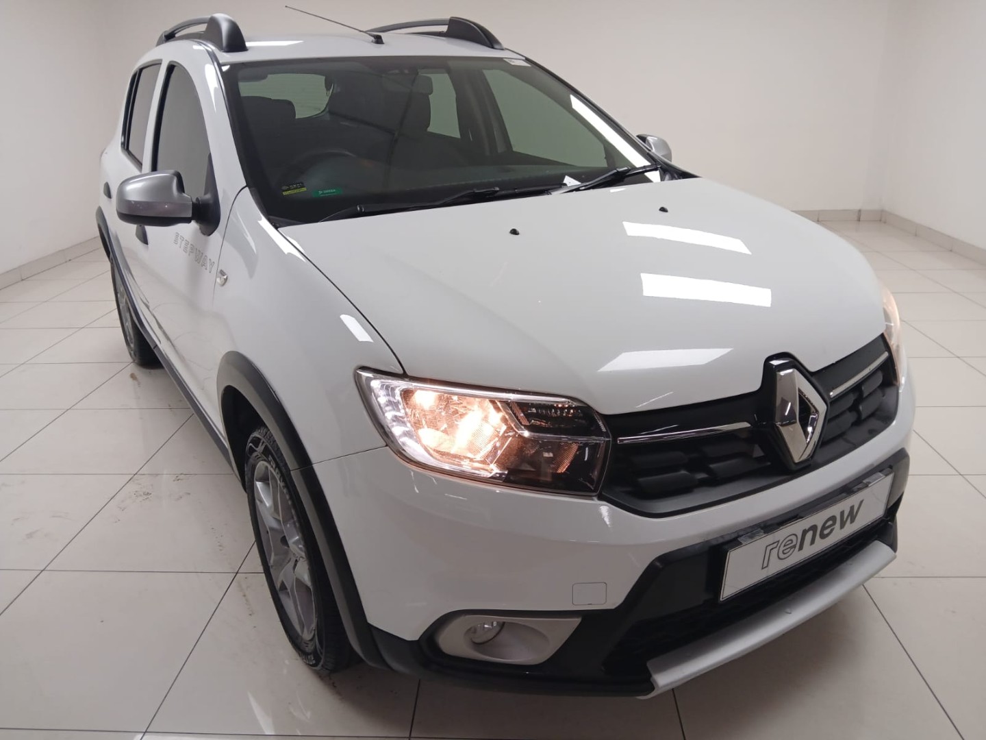 78b31b7a-4fdf-44ea-98cb-e8330de5f40c