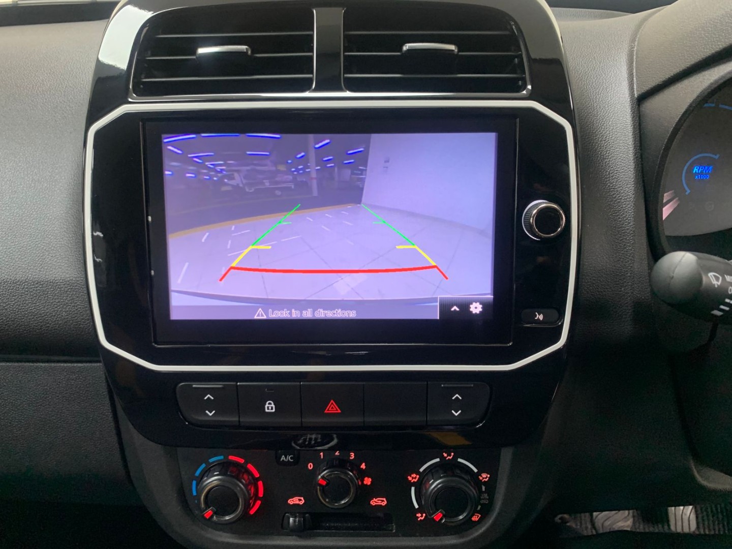 87cb2025-eea5-4a9d-b784-35362461d25c