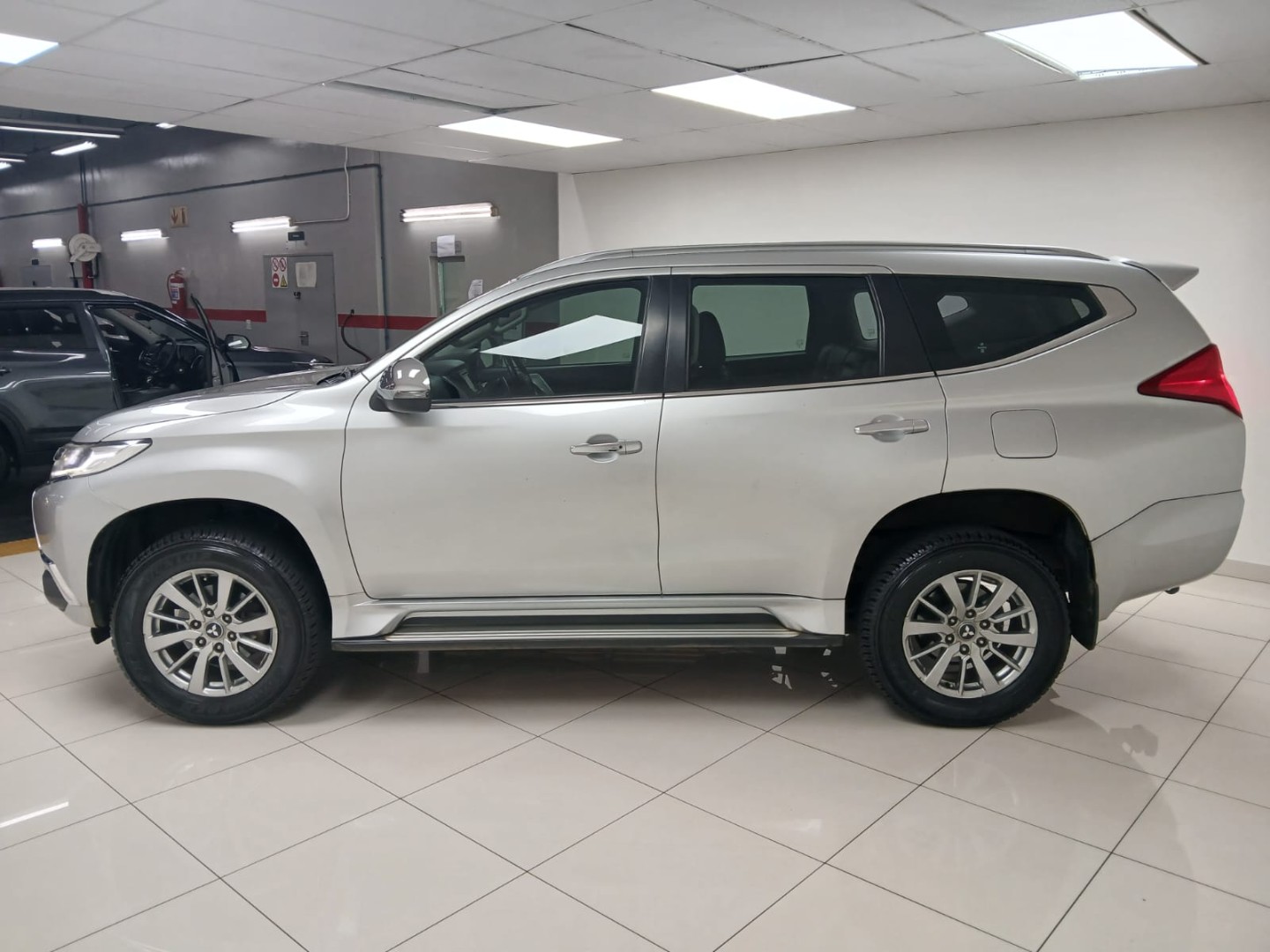 aea00c81-4b47-46bb-9d4e-953188db8678