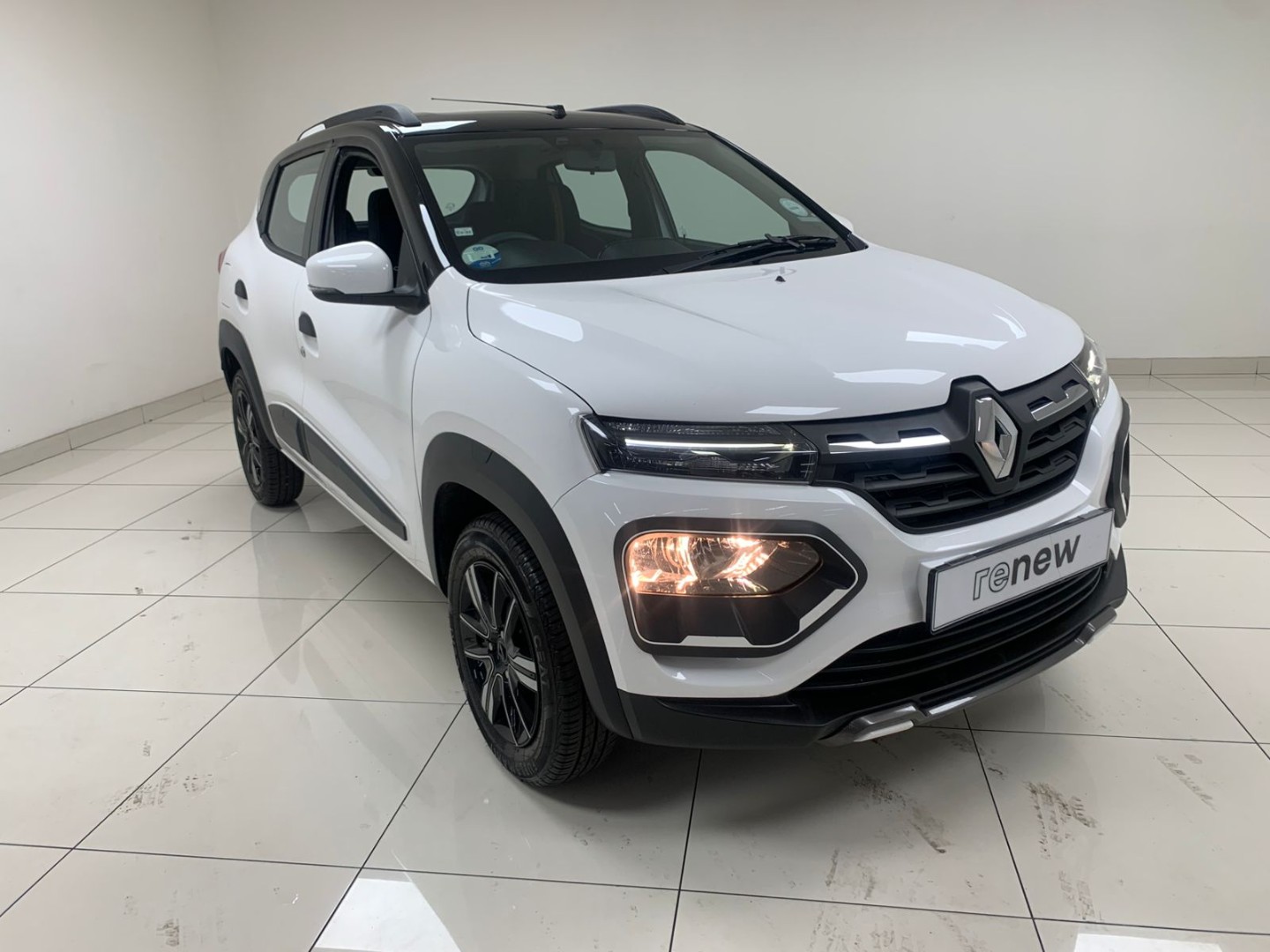 f391e4fa-501b-4b56-ab75-e28f77179e59