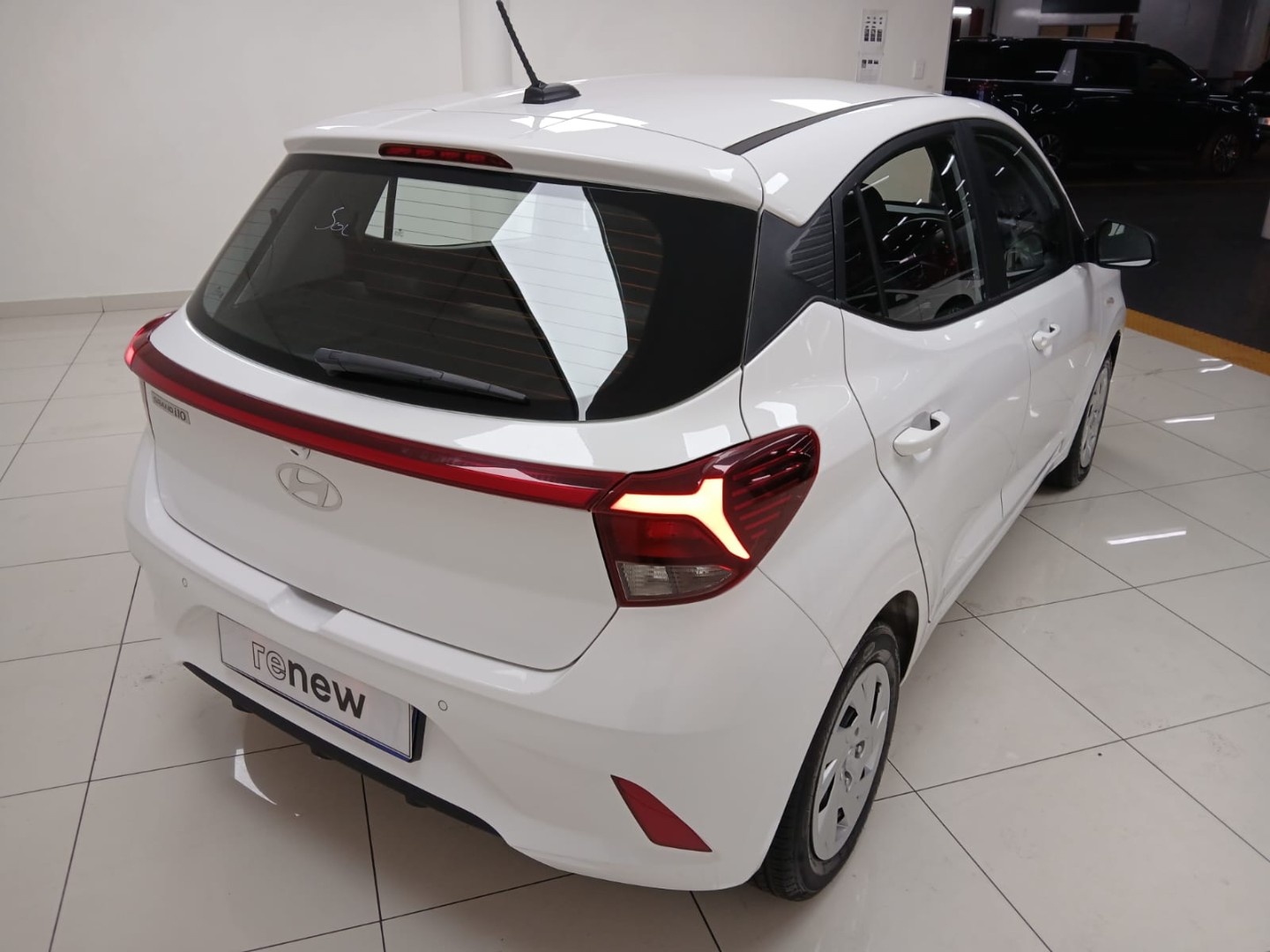 40a53653-c91c-4fc7-b785-4a48a948556d