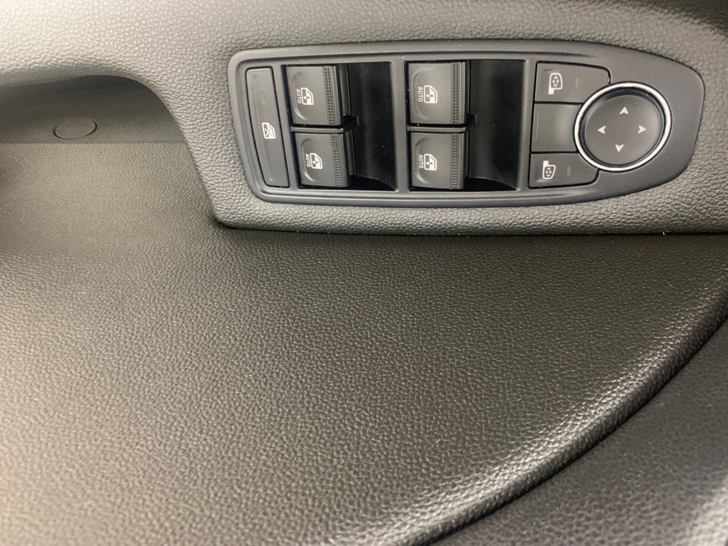 5bdfffe3-78fe-464a-80b1-61343556cd88