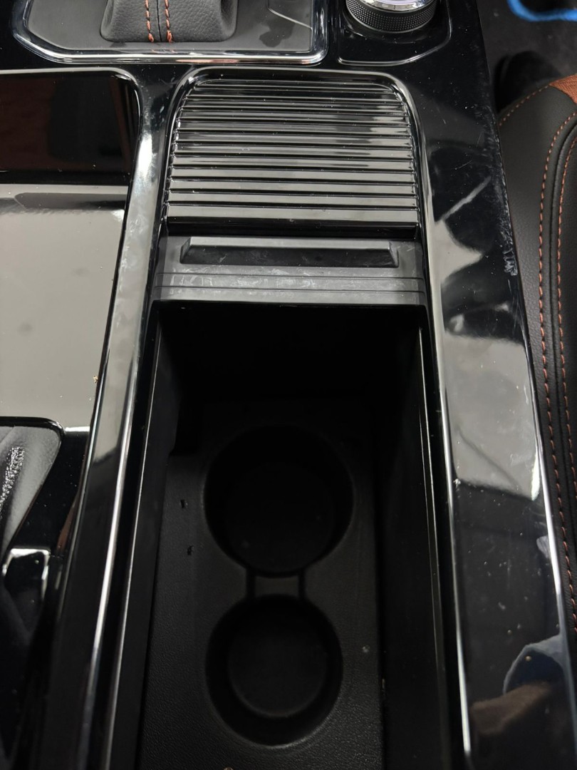 804c09b4-c41c-4b40-b49f-b93e733979f2