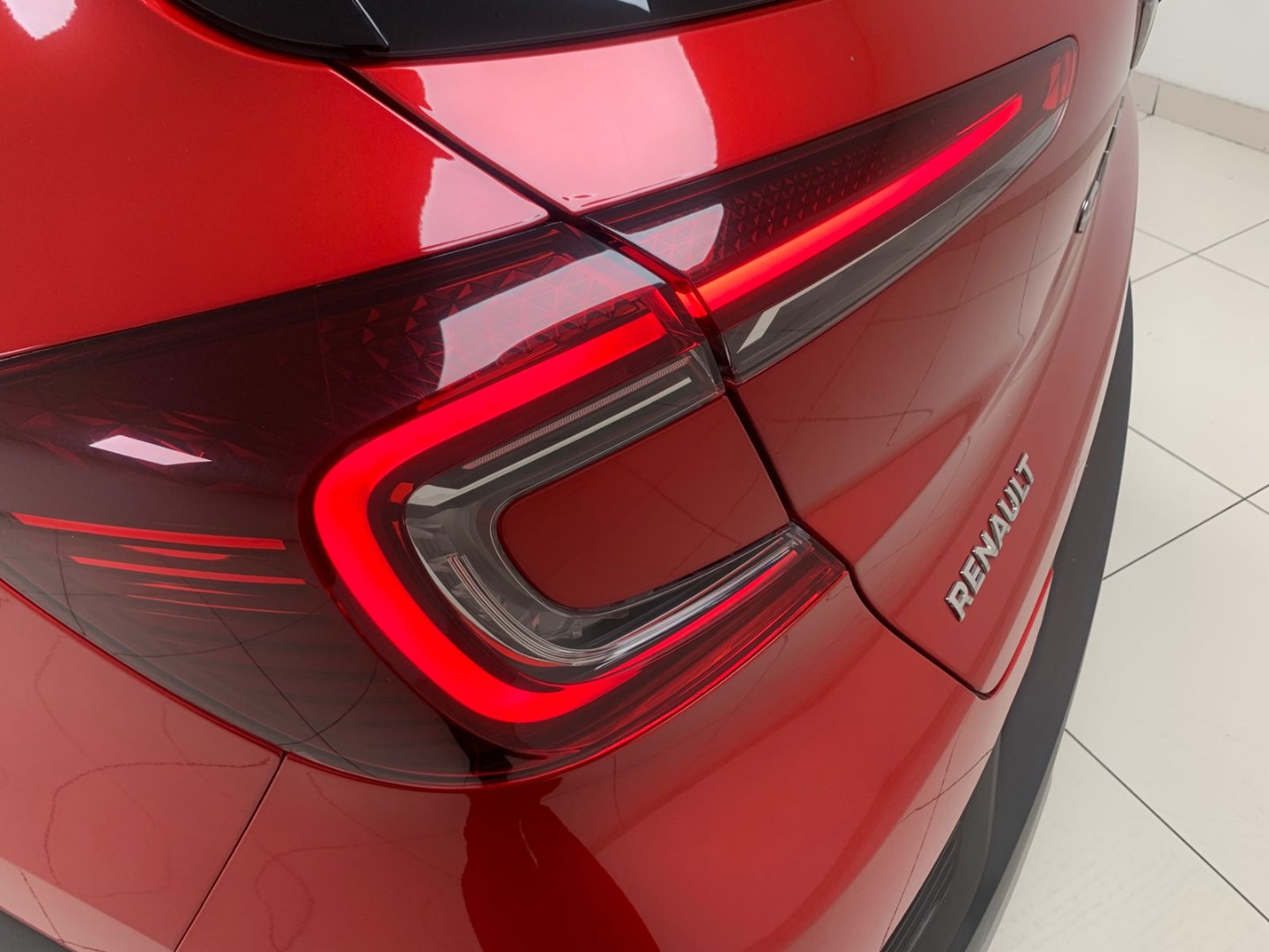 e623b8b4-6030-43b4-98ef-d91f6ac6e842