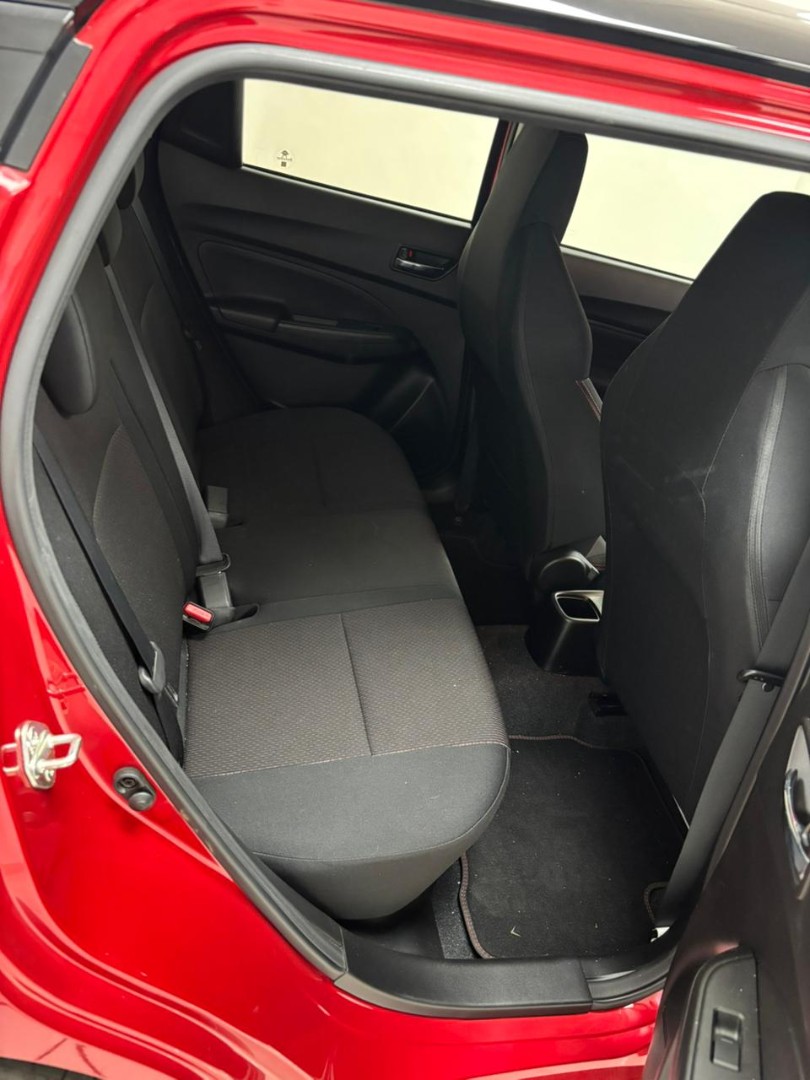 f0b91057-36e4-451a-b693-4a18523f473d