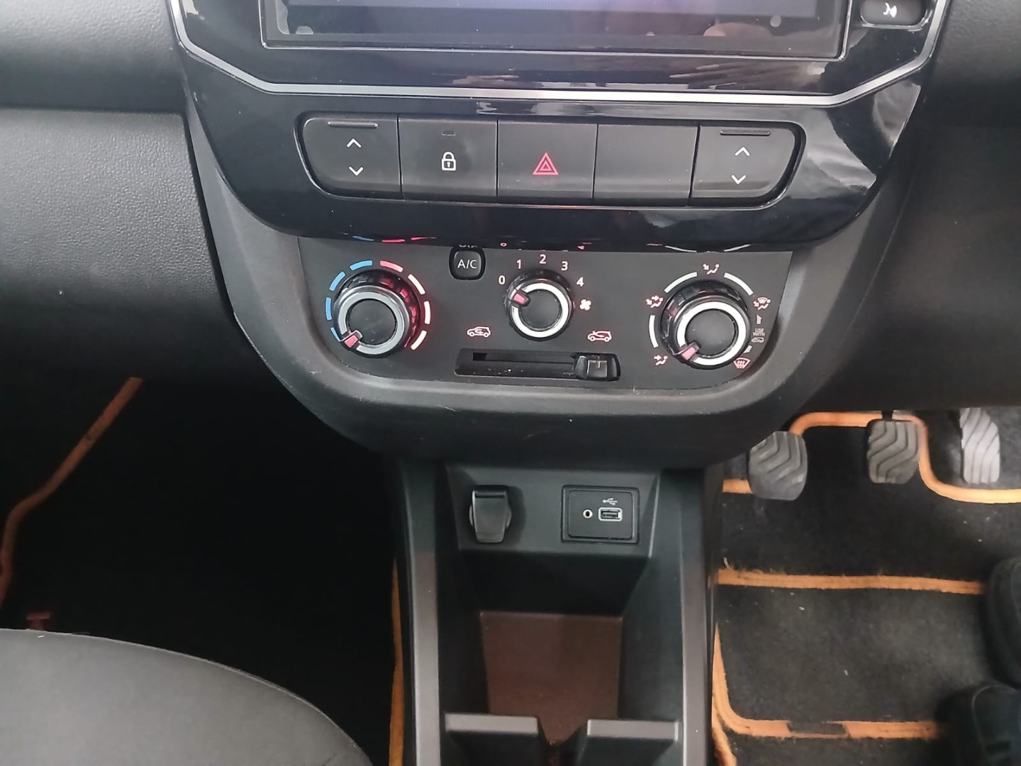 1a0a3c89-167c-4242-8150-3bf49eae71d2