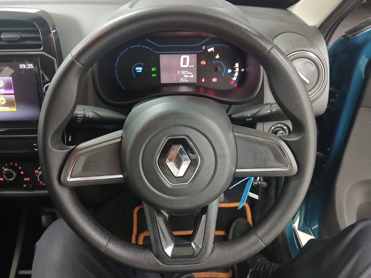 272e89c1-67a6-4620-8d6f-640867f3cc7a