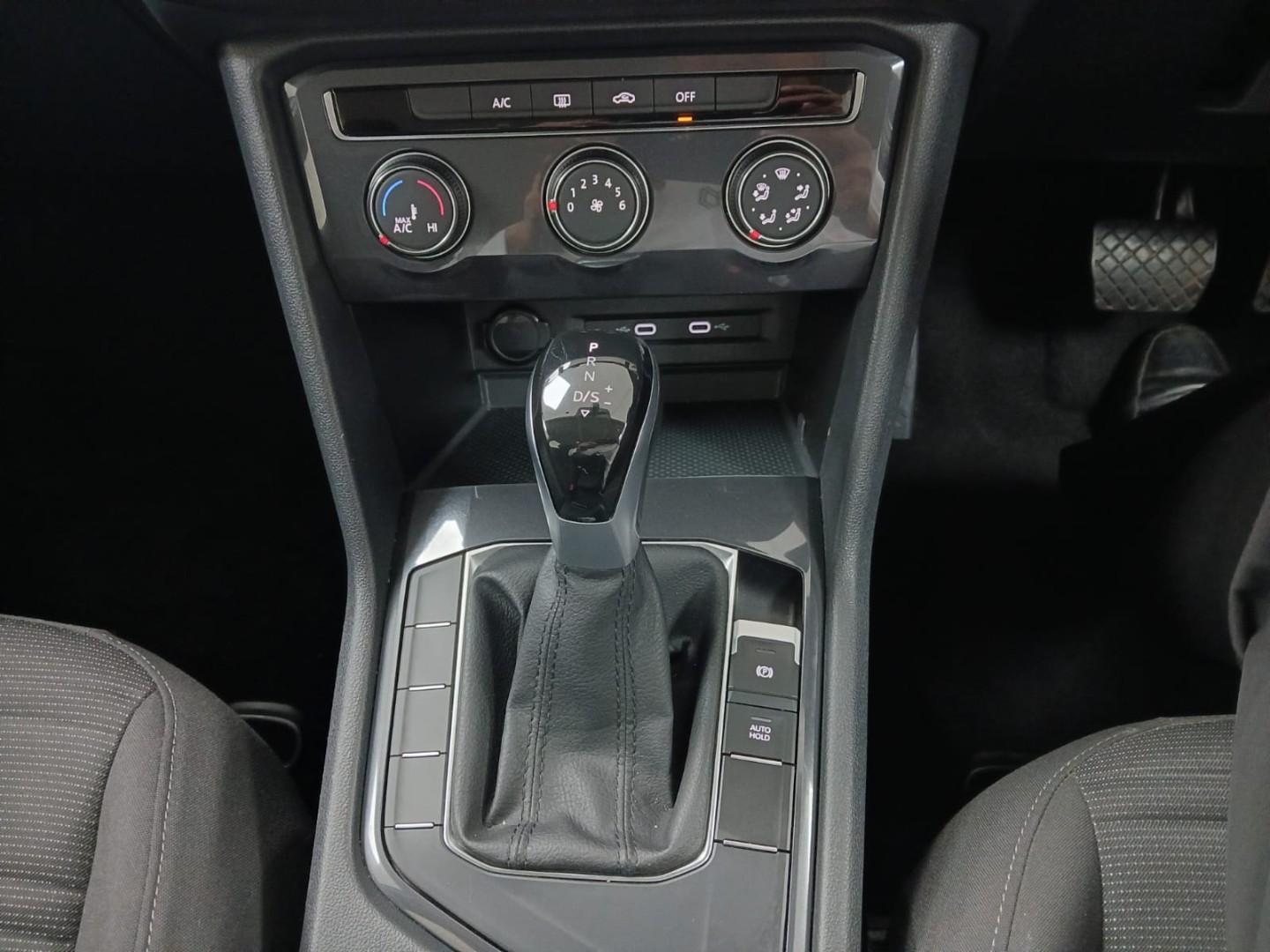 3df8ce6d-b26b-4013-a54e-42f74a490ca2