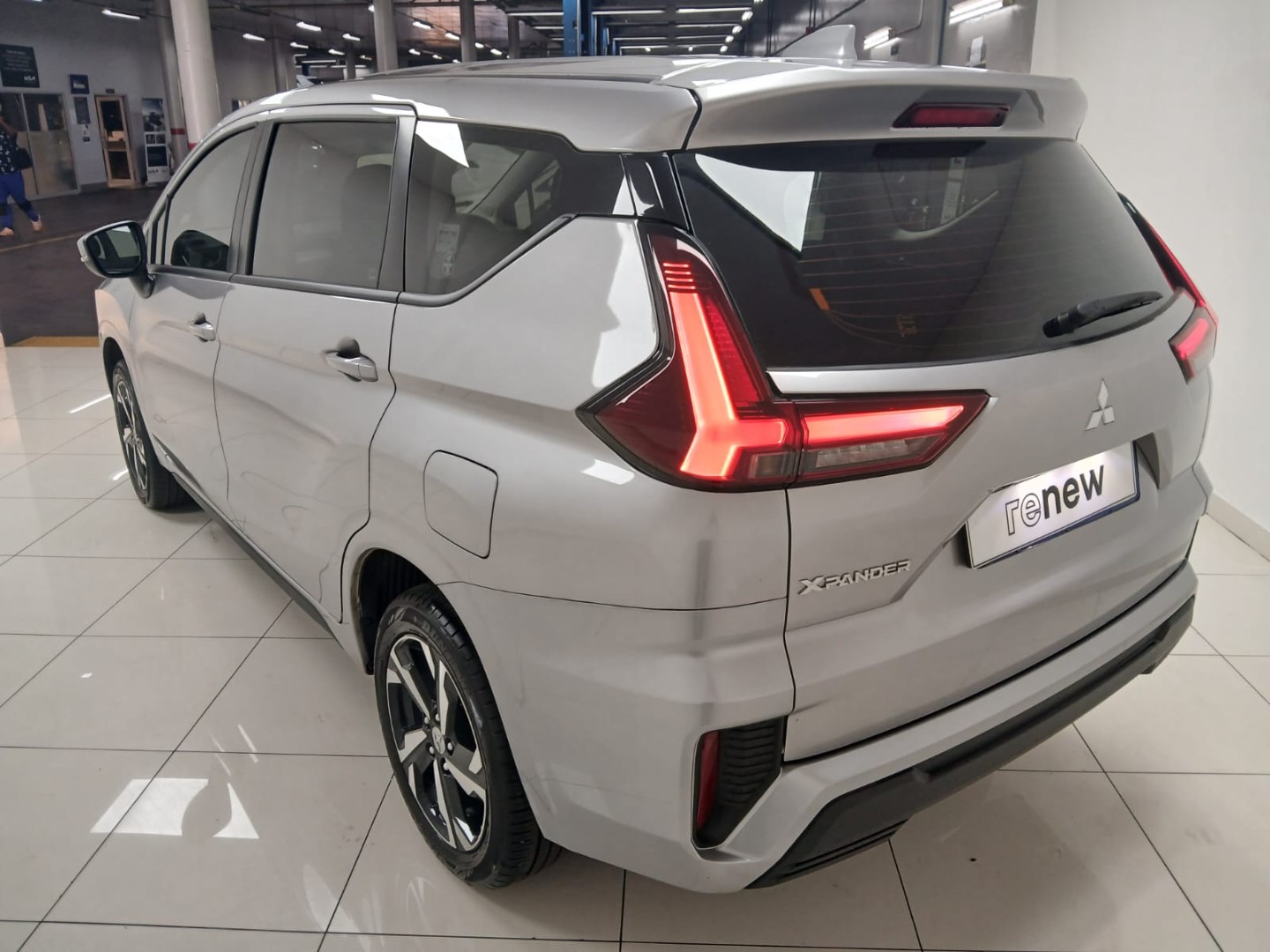 6f6461fb-711d-4340-8312-a894056d43b4