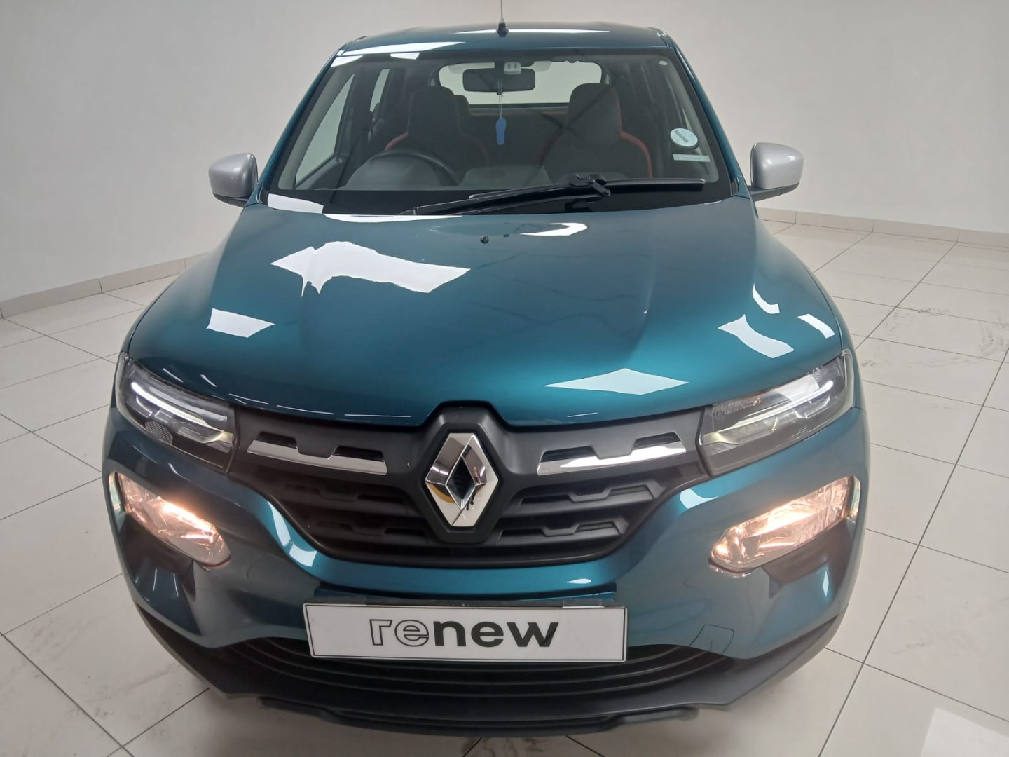 86fa9e5e-0dc1-4e31-bfdf-d16e2e471656