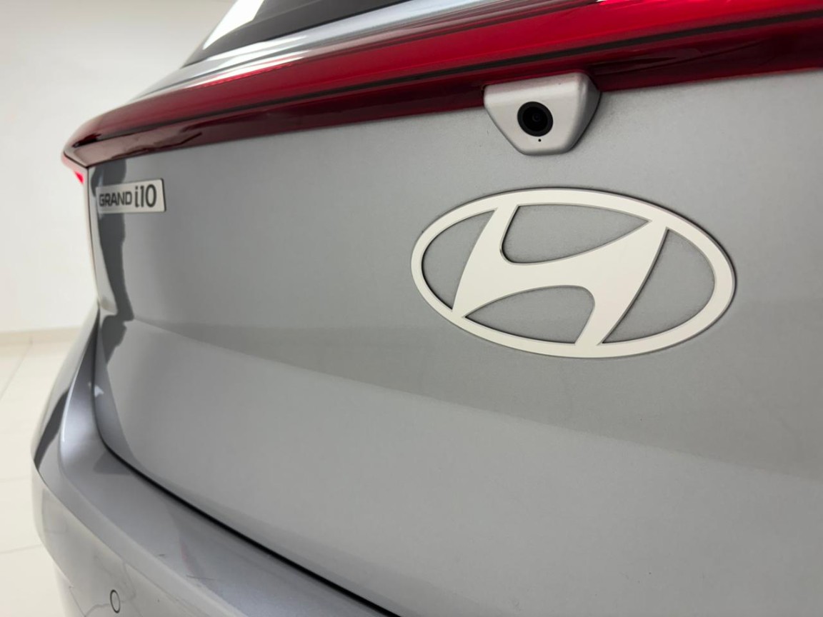 b63dcf31-ae61-4c5f-9c11-2ca1026e91a3