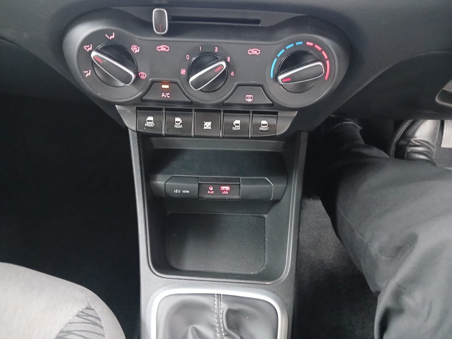 daa6b451-a423-469a-a22c-9f3578056e73