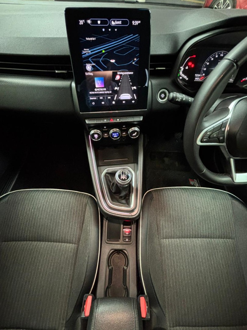 dee70498-9f35-48e2-a2ca-8c75134ae831