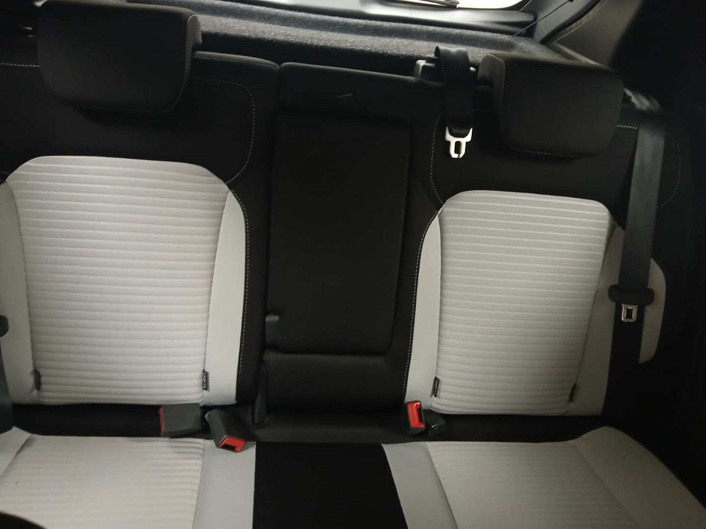 e8eb73d4-cf45-4fb4-bc09-761e38d0148b