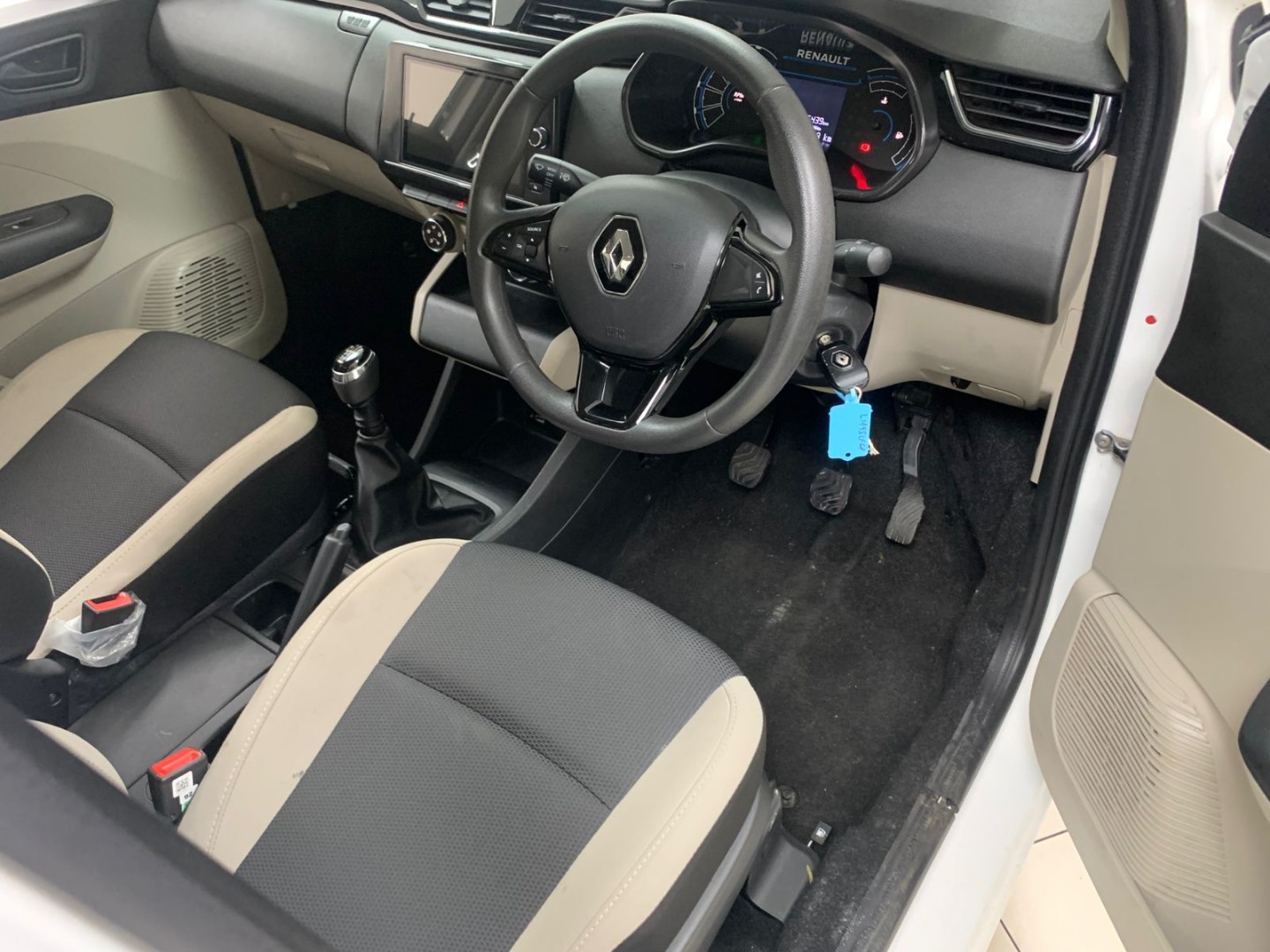 45f3c1b0-d379-4212-9a31-ef3f8019ef03