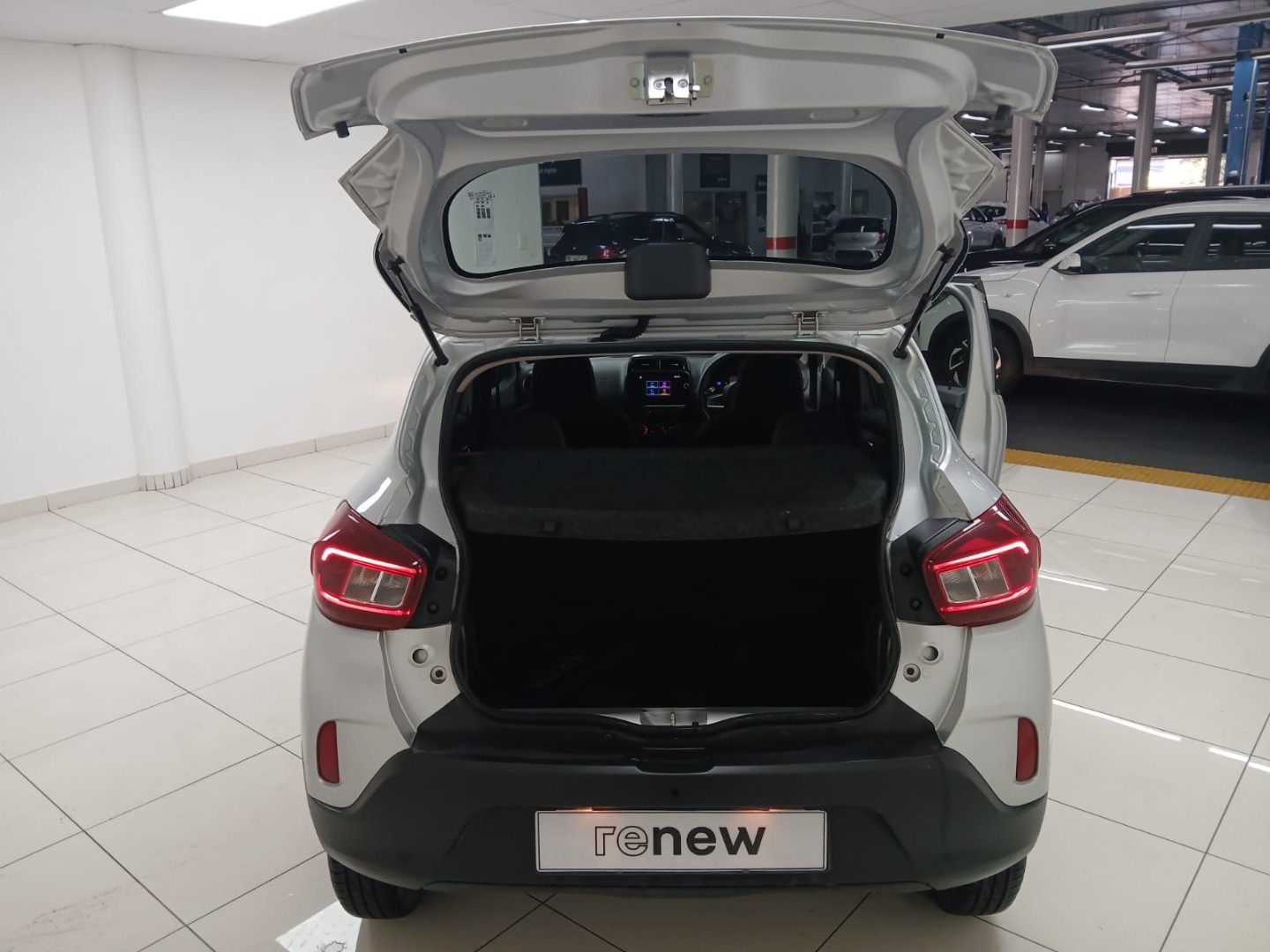 5dbb4688-f58b-4794-ba0b-3304020f493a