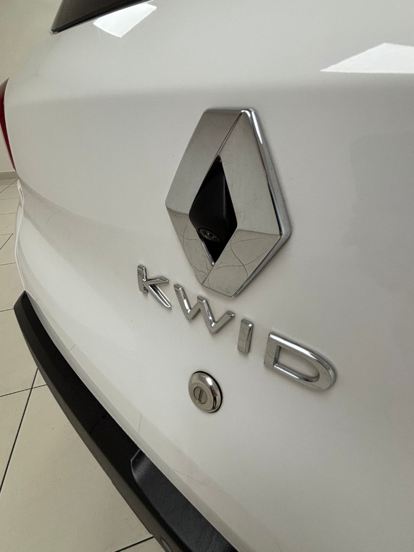 c706e09b-3a97-4a7e-8a26-e1a5aef5bf04